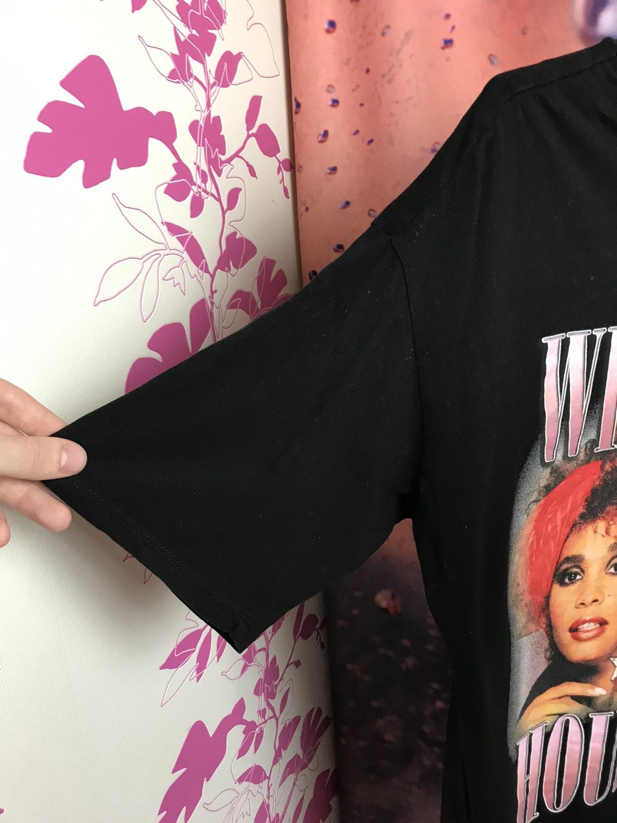 Band Tees Whitney Houston band tour tee Size US L / EU 52-54 / 3 - 3 Thumbnail