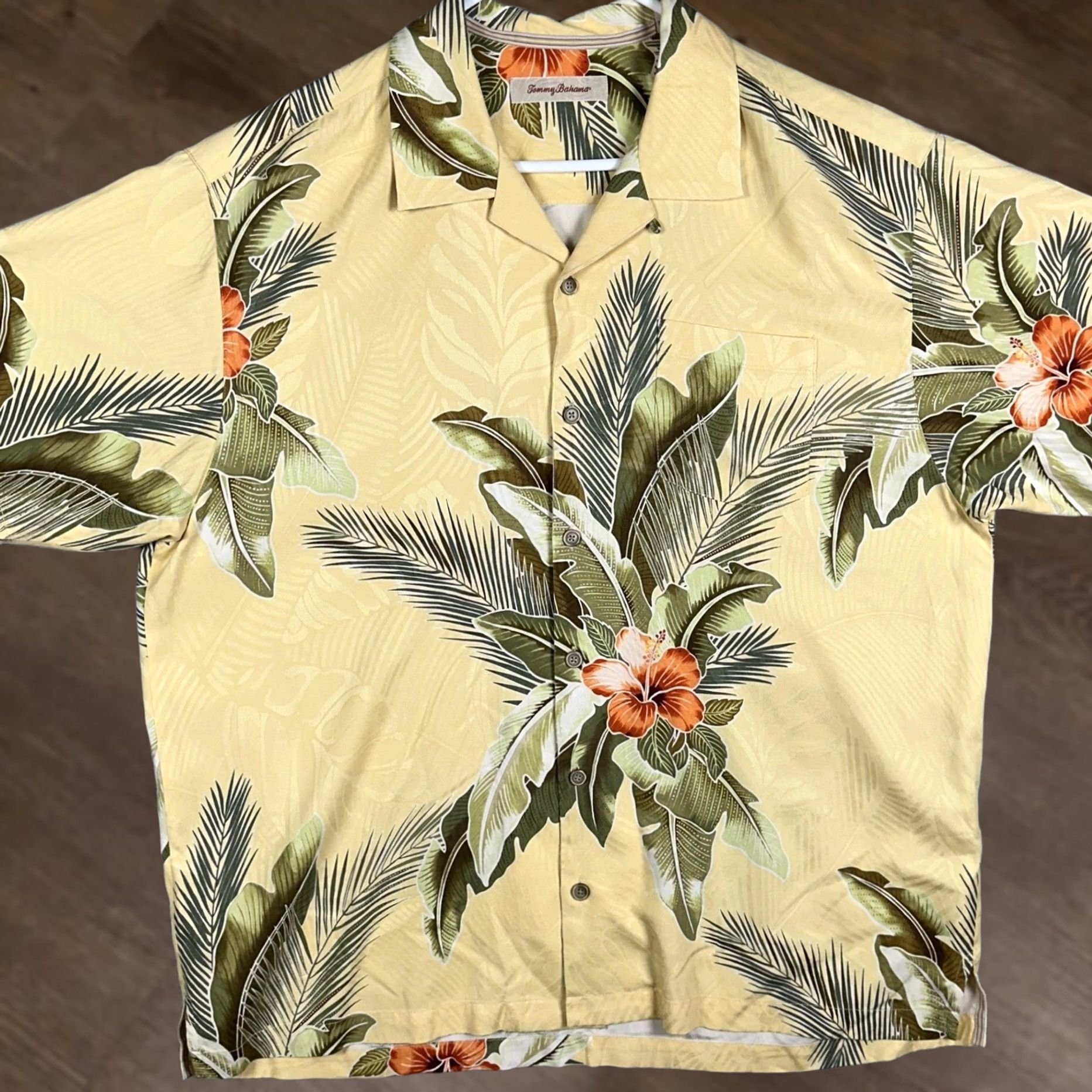 Tommy Bahama VINTAGE Tommy Bahama Shirt Mens XL Yellow Green Hawaiian Tropical Floral Palm Leaf Size US XL / EU 56 / 4 - 1 Thumbnail