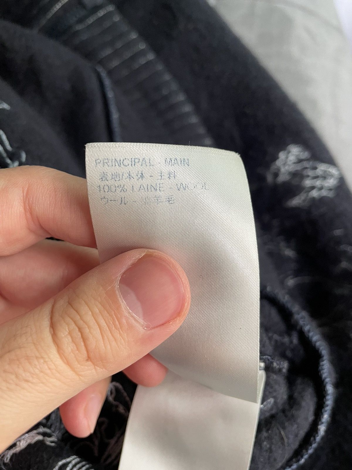 Louis Vuitton Louis Vuitton Flower Logo Embroidered Wool Hoodie Size US M / EU 48-50 / 2 - 10 Thumbnail