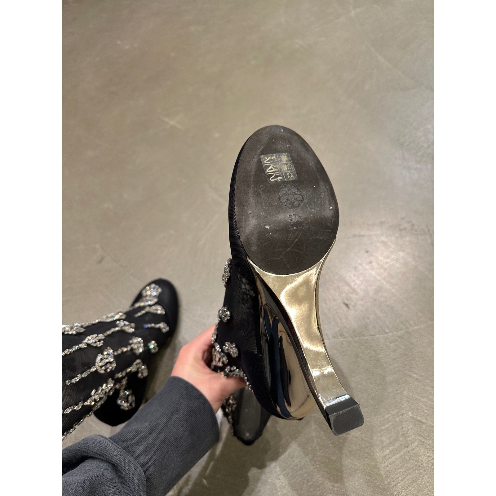 Alexander McQueen 2022 Alexander McQueen emboided sculptural heels Size US 7 / IT 37 - 7 Thumbnail