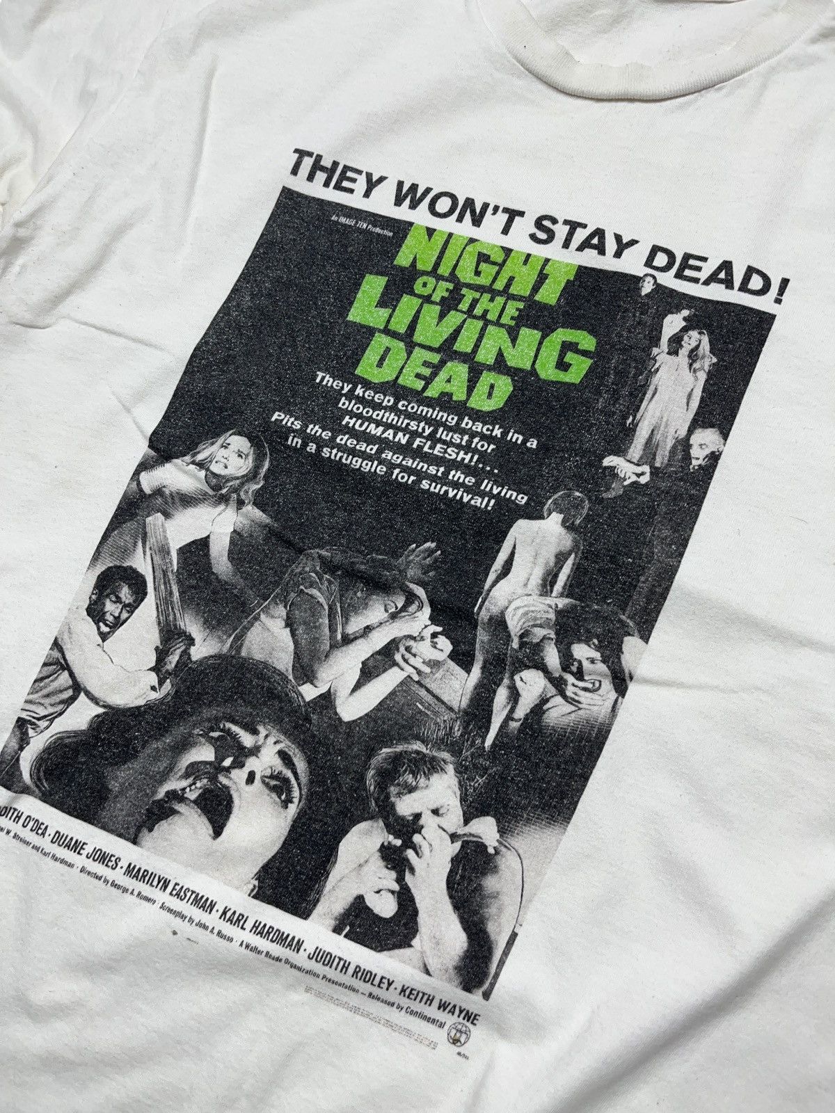 Expert Horror Vintage 00s Night Of The Living Dead Horror Movie T-shirt Size US XL / EU 56 / 4 - 3 Thumbnail