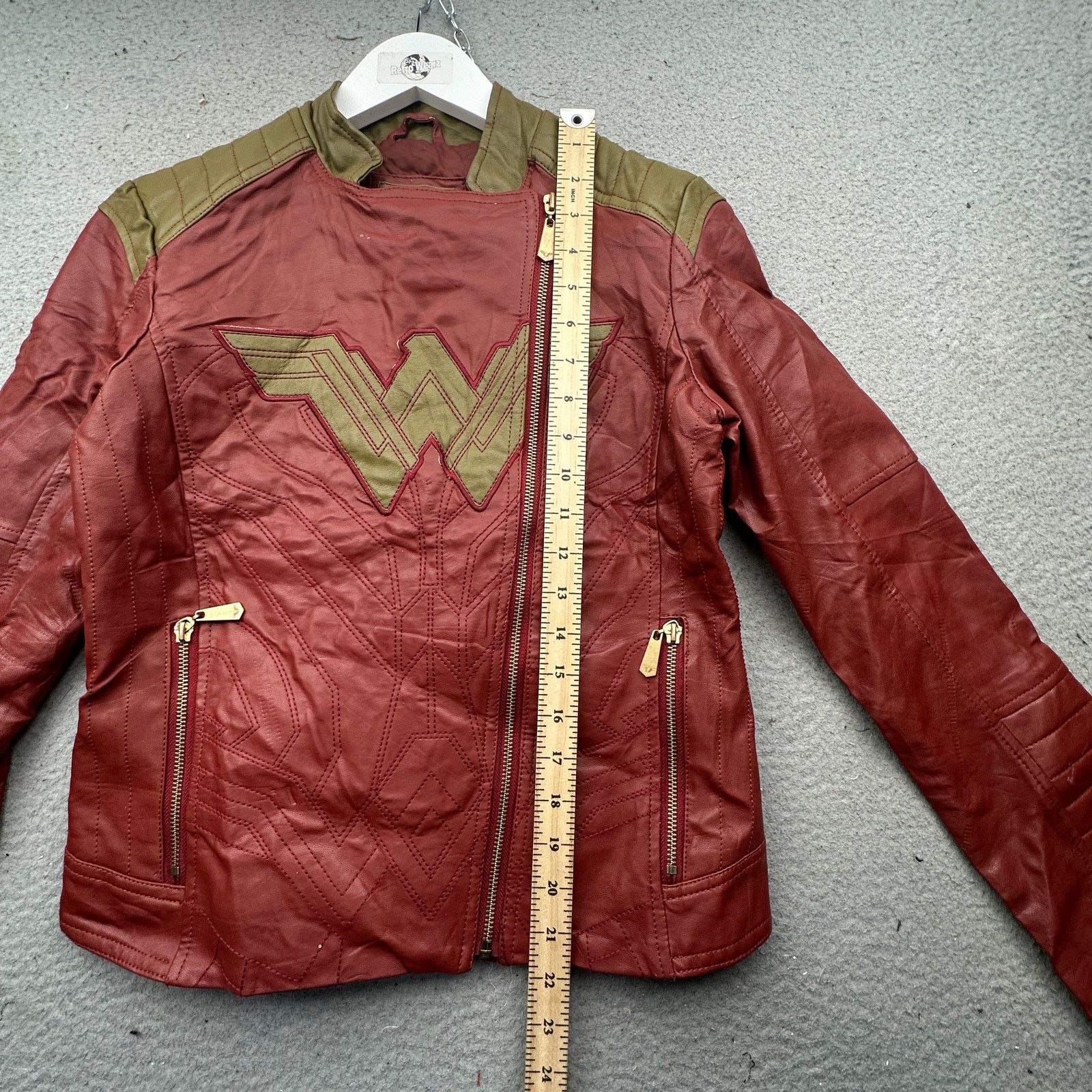 DC Comics Wonder Woman Robe Factory Faux Leather Jacket Womens Medium Size M / US 6-8 / IT 42-44 - 7 Thumbnail