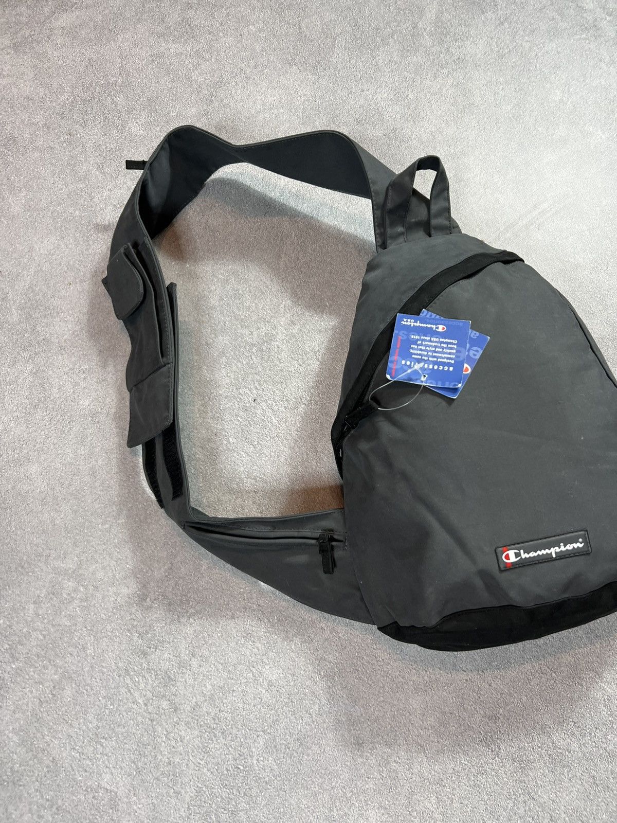 Vintage 🔥 Champion Sling Bag – Street Essential Size ONE SIZE - 4 Thumbnail