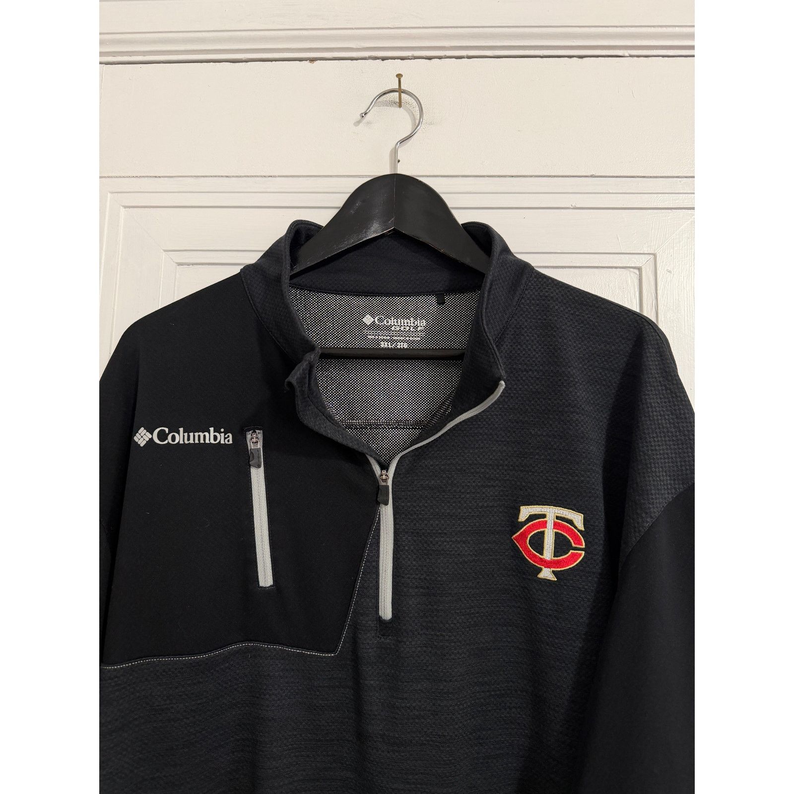 Columbia Minnesota Twins Black Columbia 1/4-Zip Pullover Size XXL Size US XXL / EU 58 / 5 - 2 Thumbnail