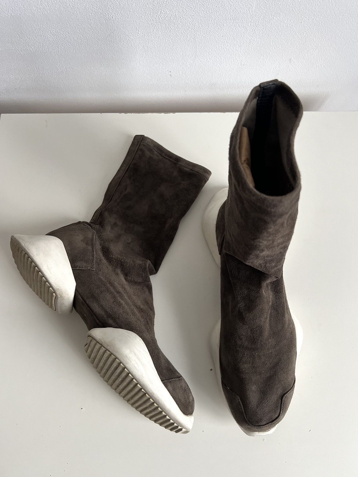 Rick Owens Rick Owens “Mastodon” Vicious Runner Dust Sneakers Size US 10 / EU 43 - 9 Thumbnail