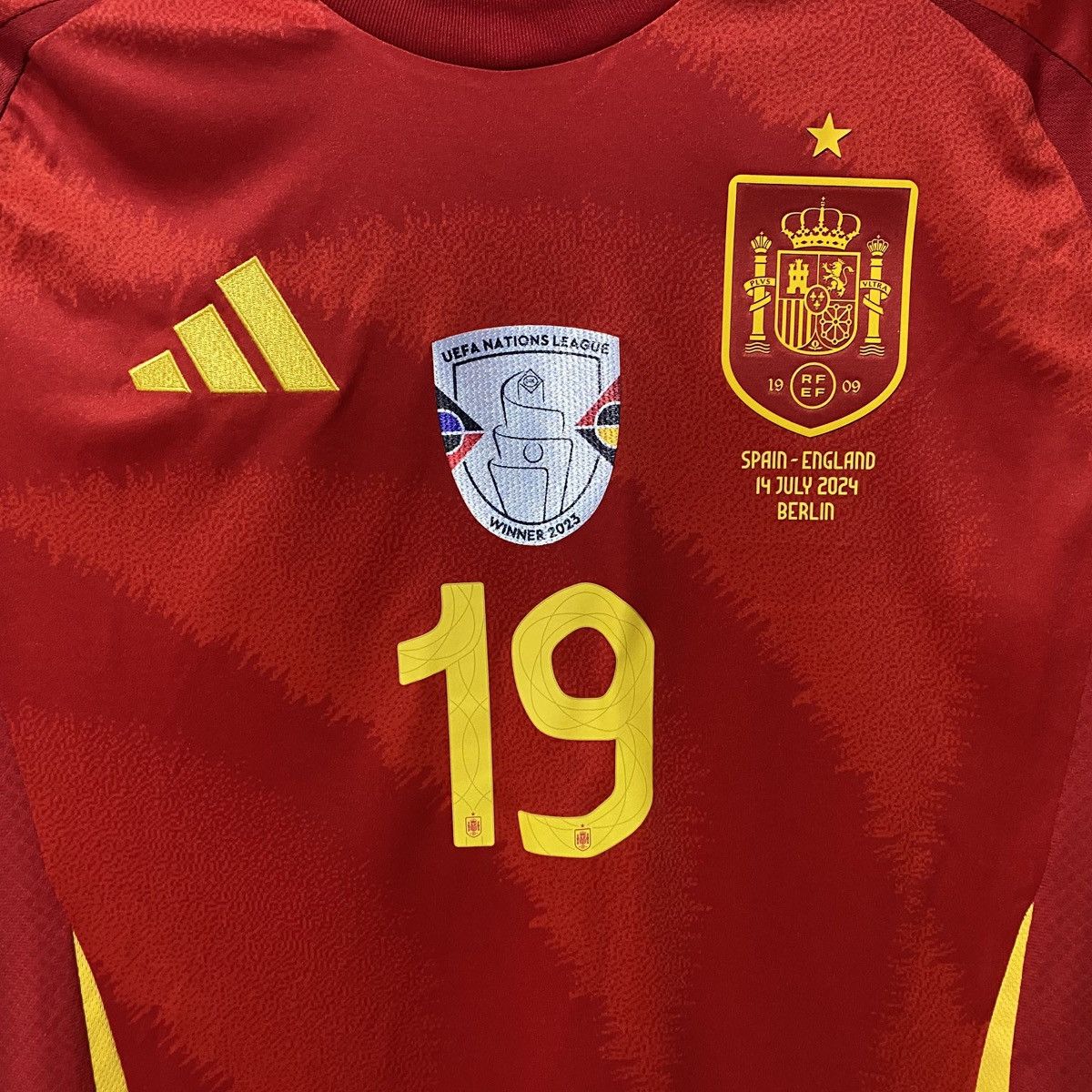 Adidas Spain Euro 2024 Final Jersey Lamine Yamal Size US M / EU 48-50 / 2 - 3 Thumbnail