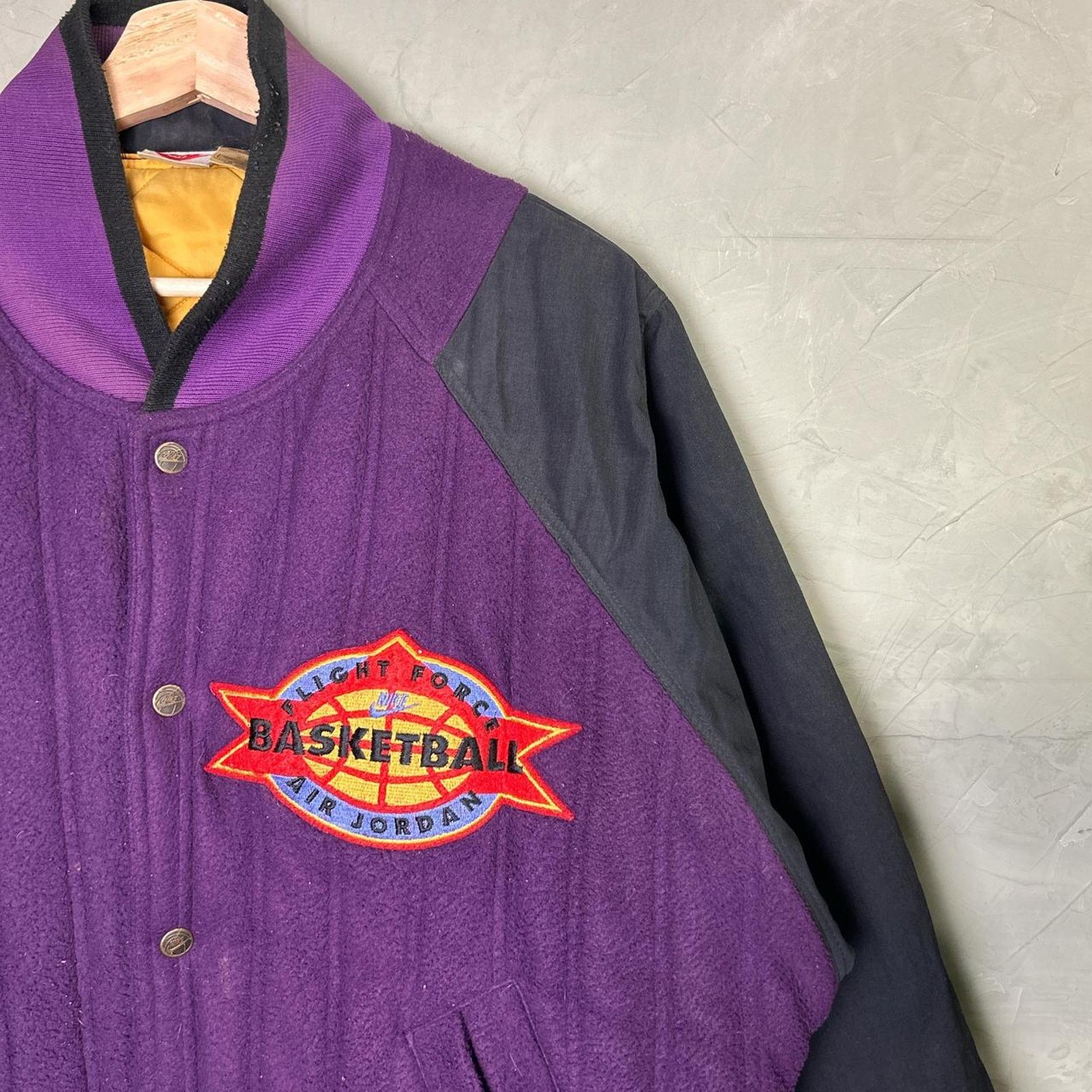 Nike Nike Air Jordan 1992 Flight Force Medium Varsity Jacket Size US M / EU 48-50 / 2 - 2 Thumbnail