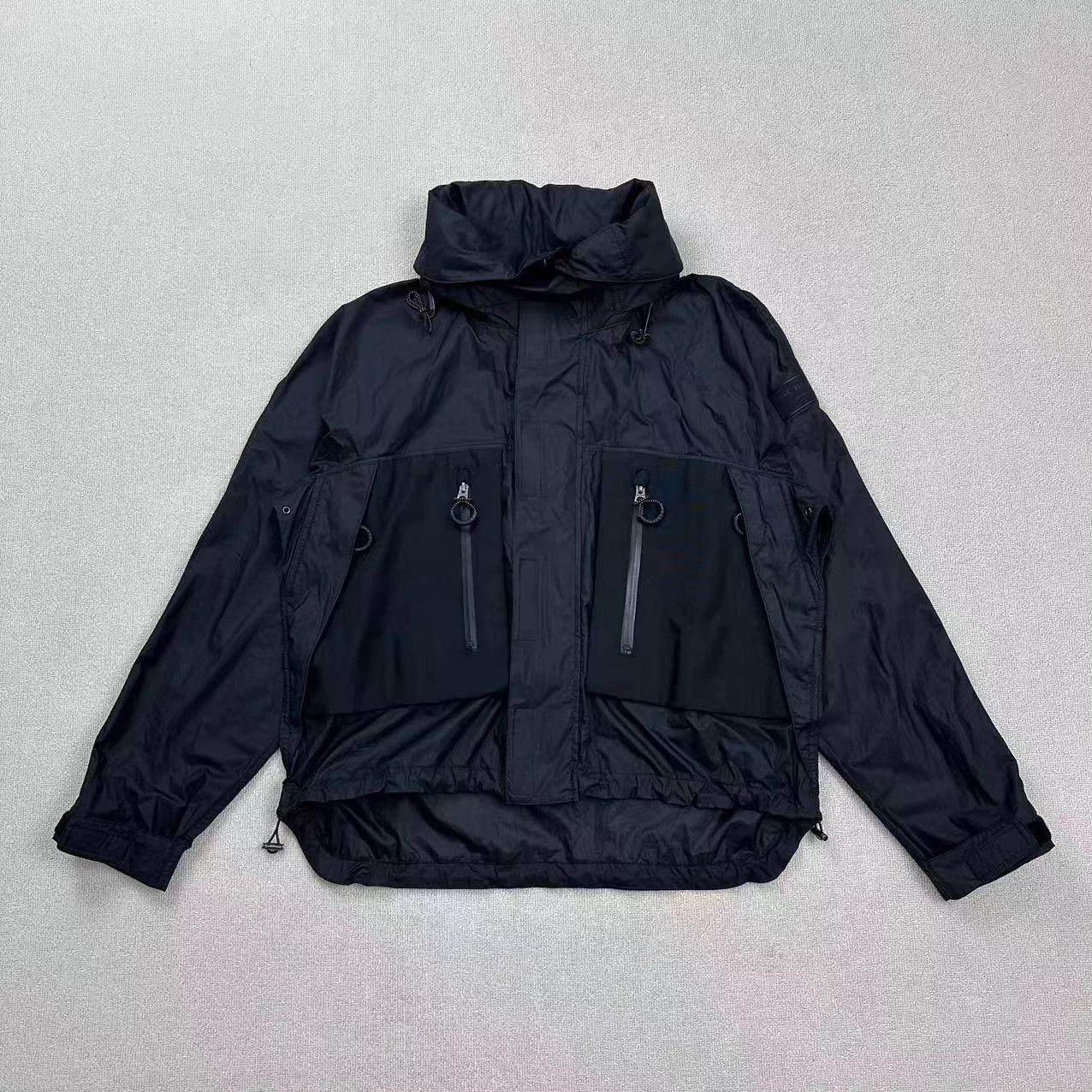 Burberry BURBERRY men's logo armband shell jacket 50 EU Size US M / EU 48-50 / 2 - 1 Thumbnail
