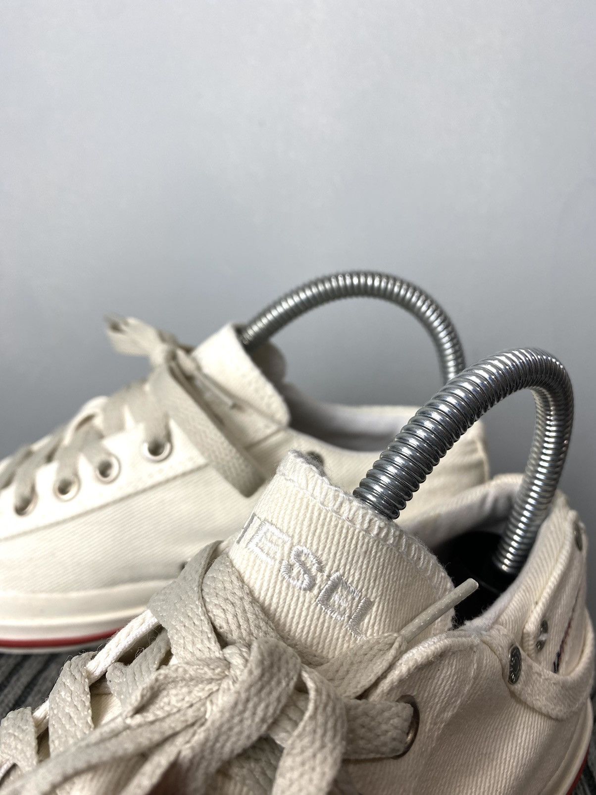 Diesel Vintage Diesel Low Top Design Denim Sneakers Bw Sport Size US 6 / IT 36 - 12 Thumbnail