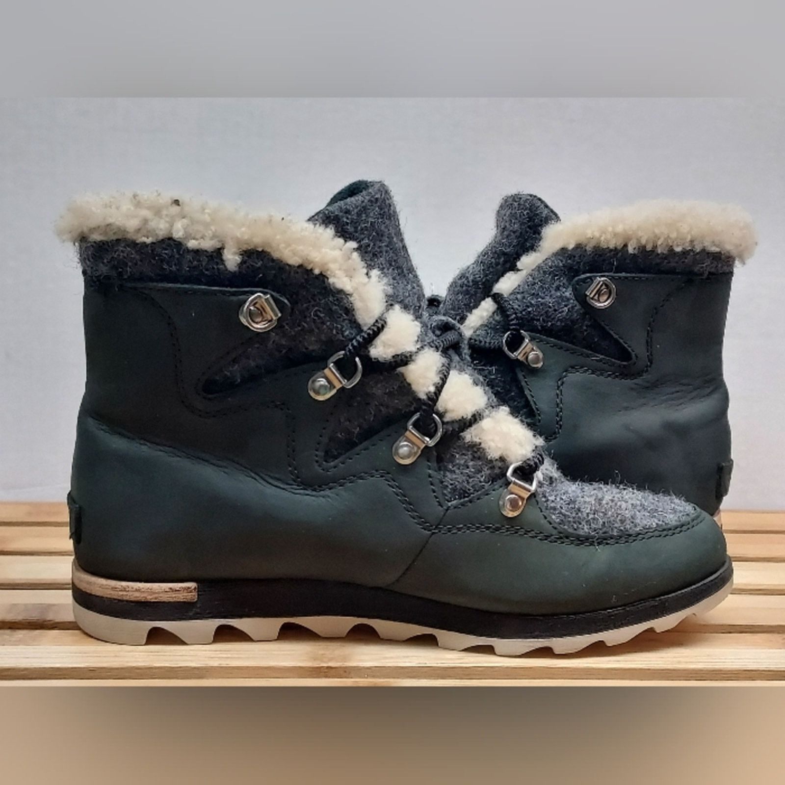 SOREL SOREL Womens Black Dark Stone Sneakchic Alpine Boots Size 8 Size US 8 / IT 38 - 3 Thumbnail