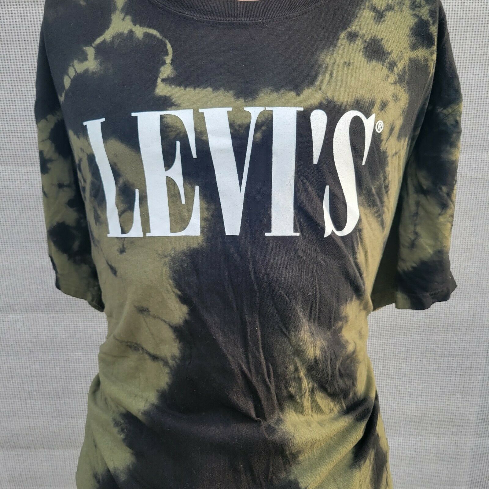 Levi's Men's Levi's Prewashed Camo Tshirt. Size Medium. Size US M / EU 48-50 / 2 - 5 Thumbnail