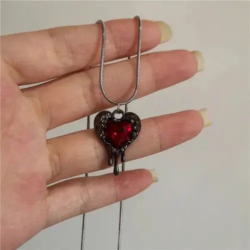 Other Vintage Red Heart Necklace Size ONE SIZE - 3 Thumbnail