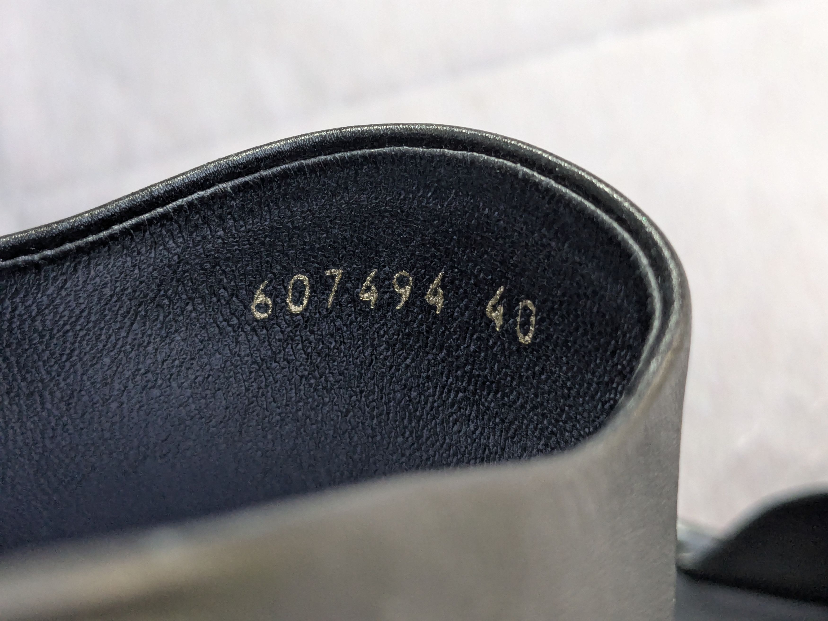 Balenciaga Balenciaga Leather Slippers Black Leather 7 40 Sandals Mules Size US 7 / EU 40 - 7 Thumbnail