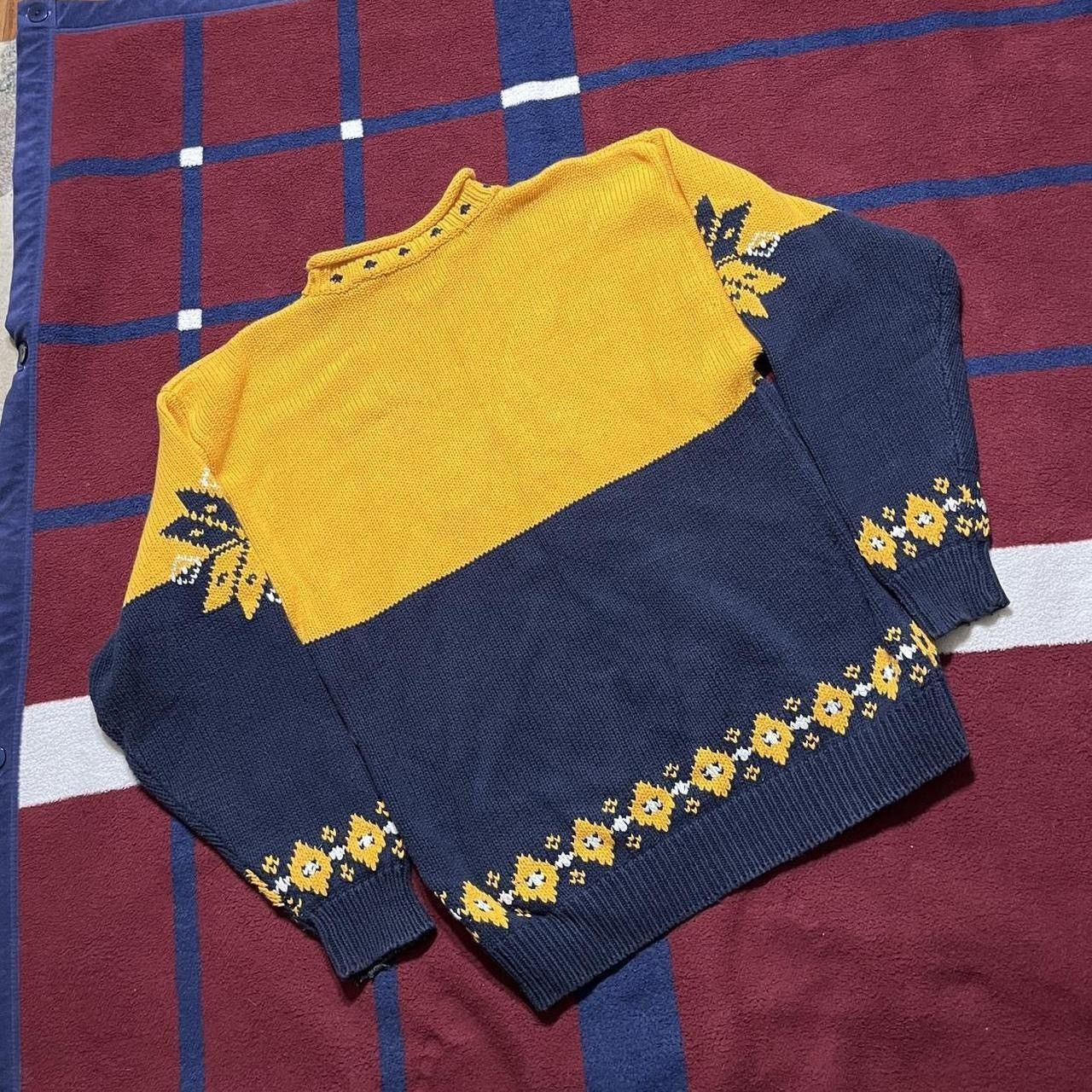 Gap Vtg GAP fair isle rollover mock neck sweater color block L Size US L / EU 52-54 / 3 - 3 Thumbnail