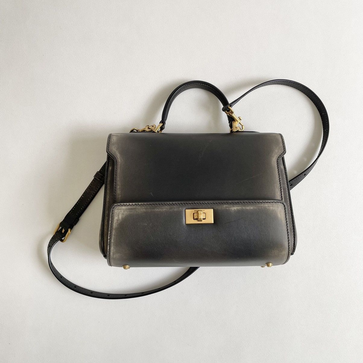 Olive Distressed Leather ‘Money’ Hand Bag