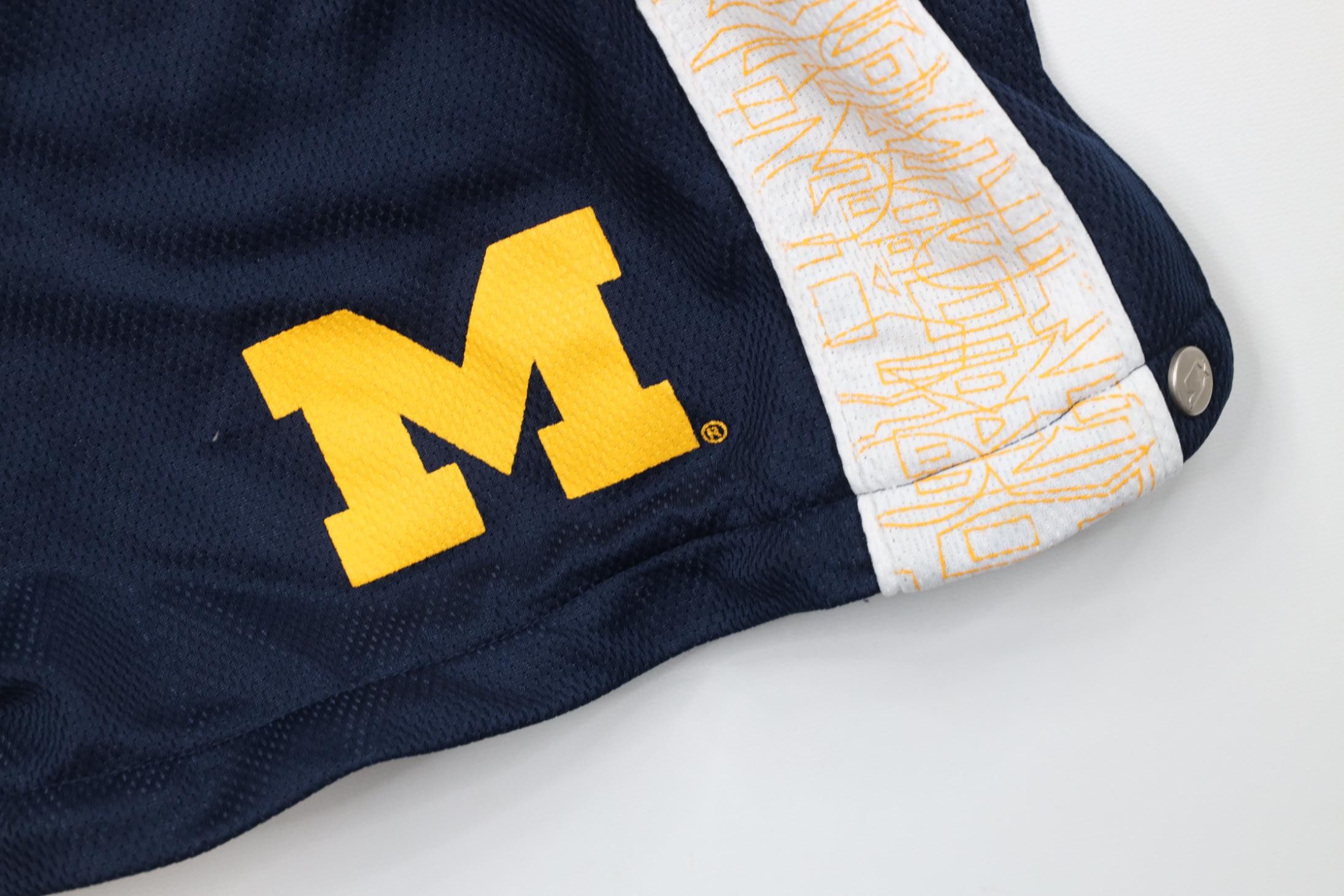 Starter Vintage 90s Starter University of Michigan Basketball Shorts Size US 36 / EU 52 - 5 Thumbnail