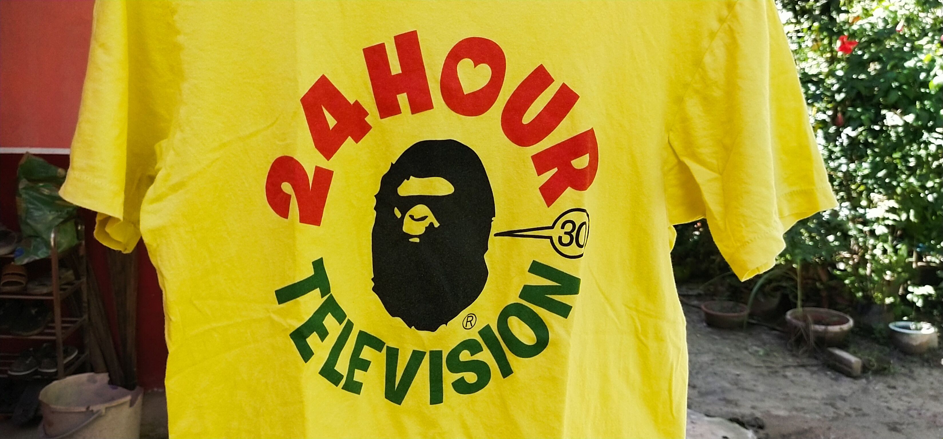 Bape 💥FINAL DROP 24 HOUR TELEVISION❗❗ Size US M / EU 48-50 / 2 - 2 Thumbnail