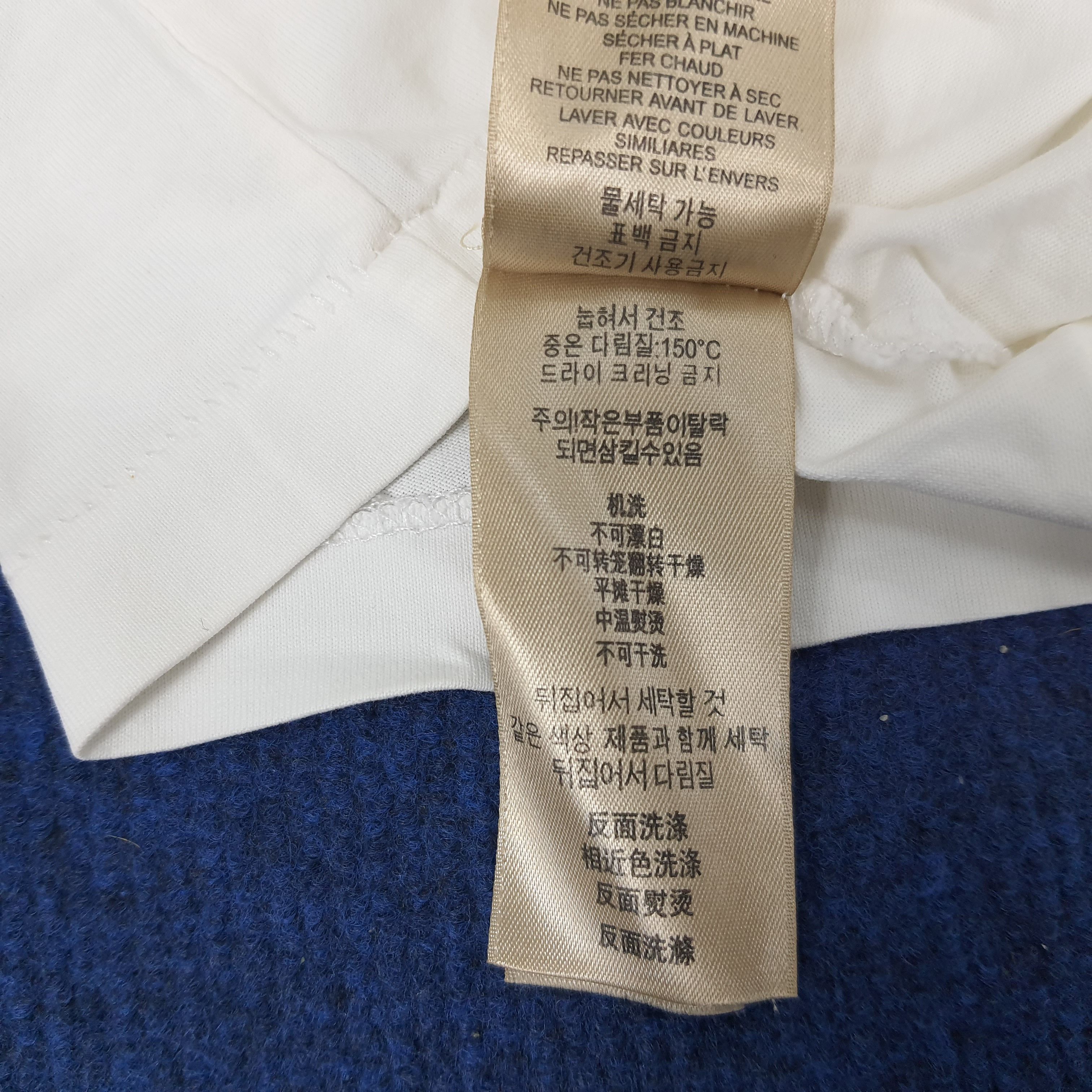 Burberry × Vintage Vintage Burberry London Custom Logo T-shirt Size US M / EU 48-50 / 2 - 11 Thumbnail
