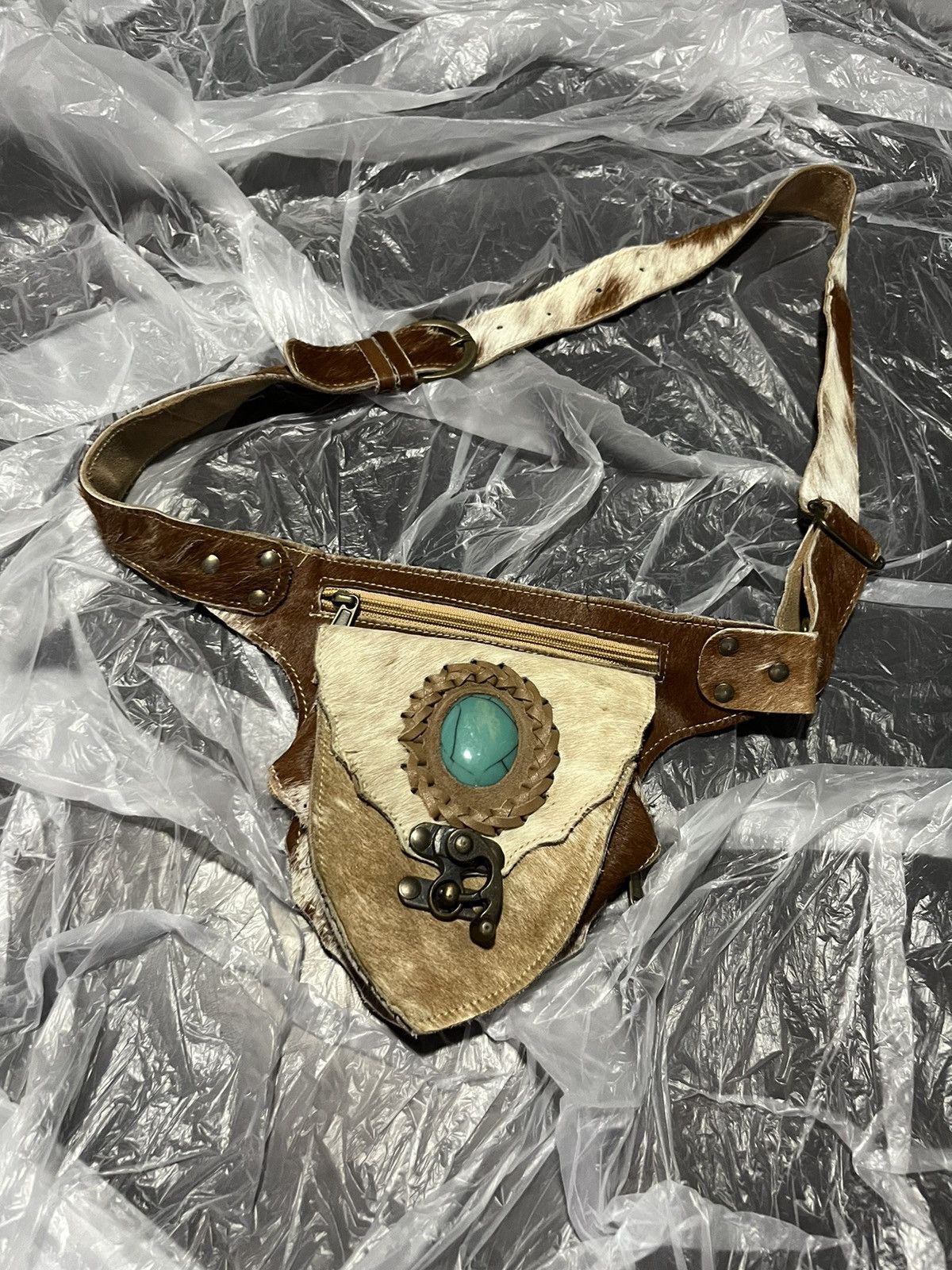 Japanese Brand × Vintage Vintage Beaded Clutch with Gemstone Accent Size ONE SIZE - 1 Thumbnail