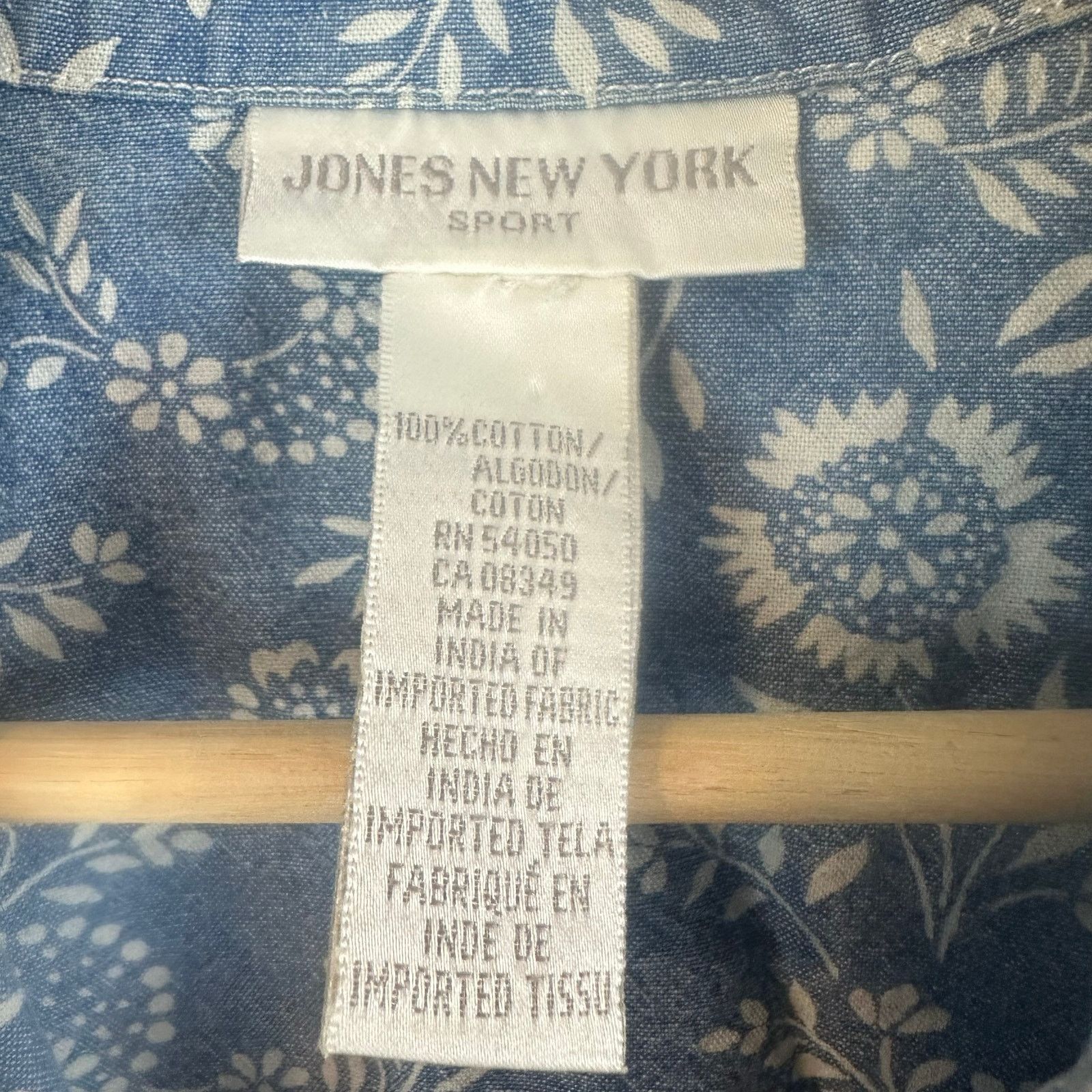 Jones New York Vintage Denim Floral Button Down Short Sleeve Shirt Top Size L / US 10 / IT 46 - 4 Thumbnail
