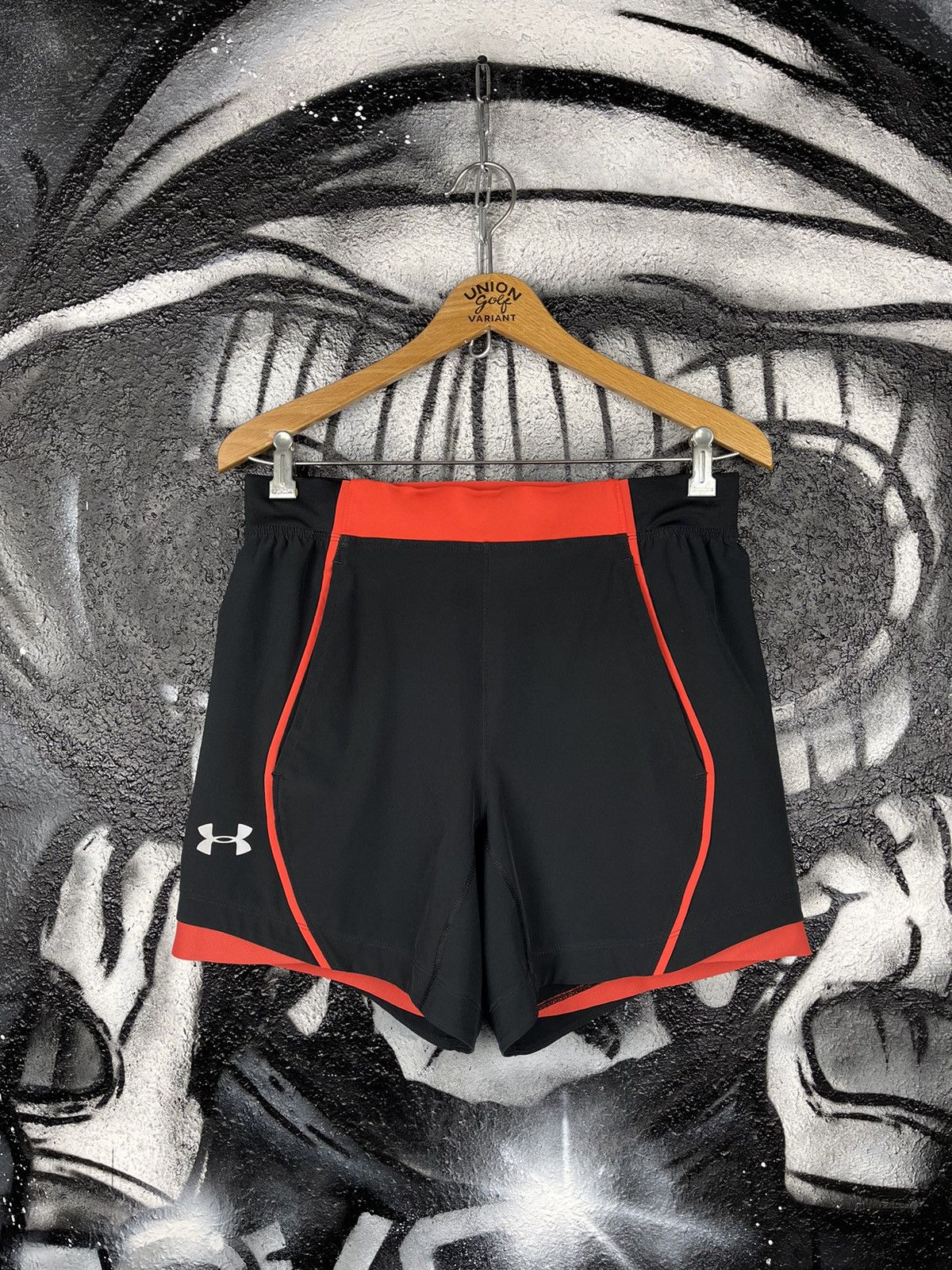 Under Armour Under Armour Black Athletics Sports Shorts Men’s Size Medium Size US 32 / EU 48 - 3 Thumbnail