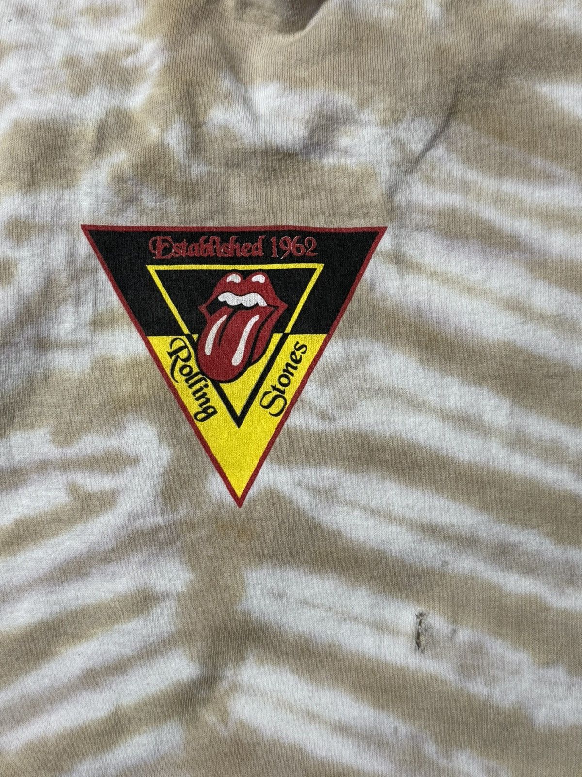 Vintage Vintage 1997 The Rolling Stones Twin Dragon Tie Dye T-Shirt Size US XL / EU 56 / 4 - 9 Thumbnail