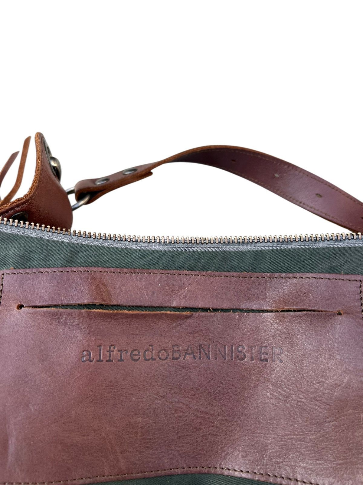 Alfredo Bannister × Leather Alfredo Bannister Patina Leather Multi Pocket Banana Bag Size ONE SIZE - 23 Thumbnail