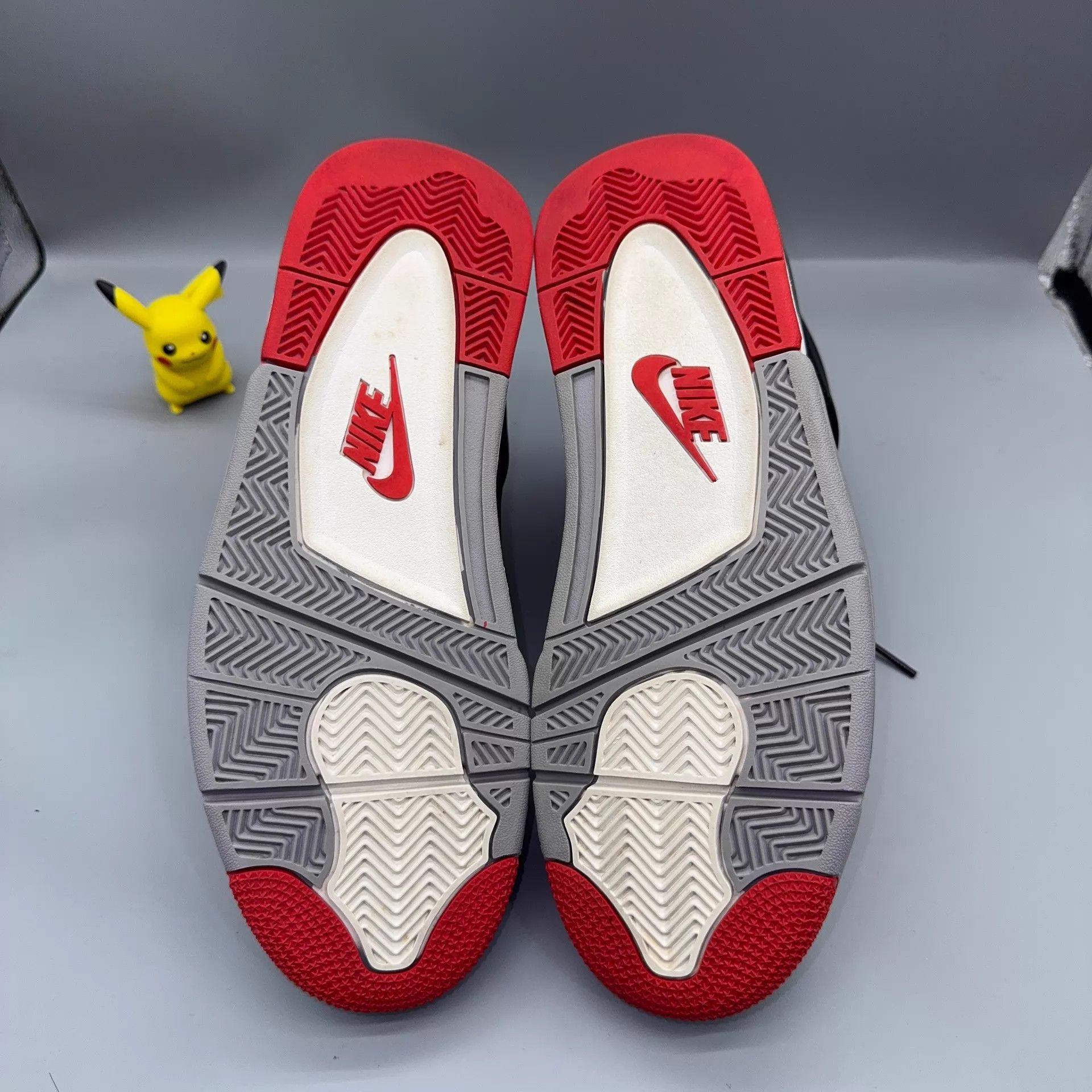 Nike Jordan AJ4 Bred 308497-060 44.5 Size US 10.5 / EU 43-44 - 4 Thumbnail