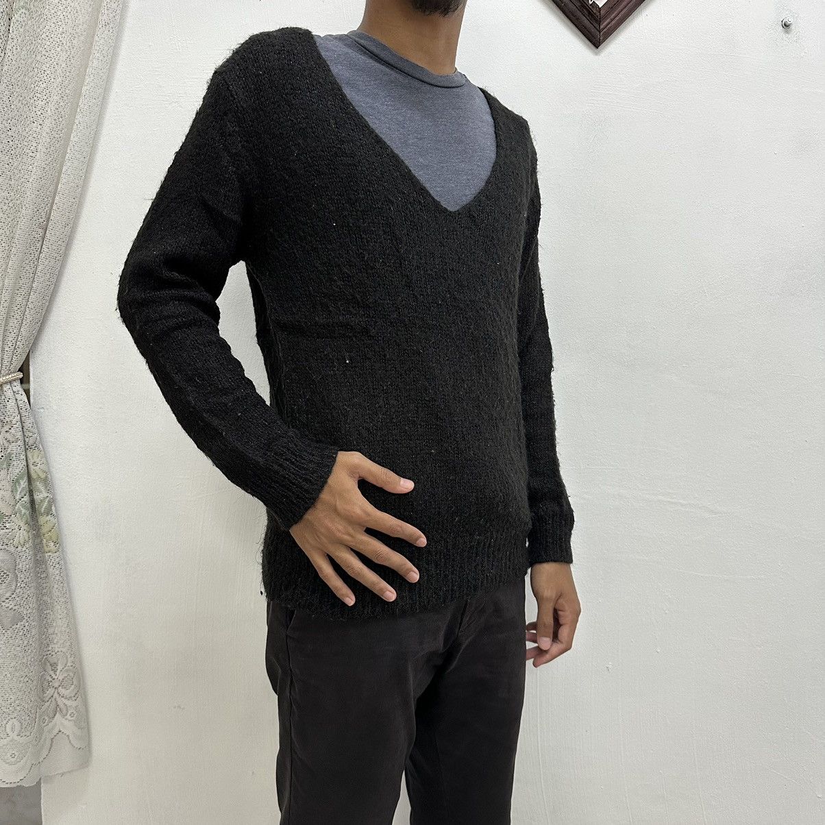 Japanese Brand Vintage Vingt-Trois V-Neck Mohair Knitwear Sweater Jumper Size US S / EU 44-46 / 1 - 13 Thumbnail