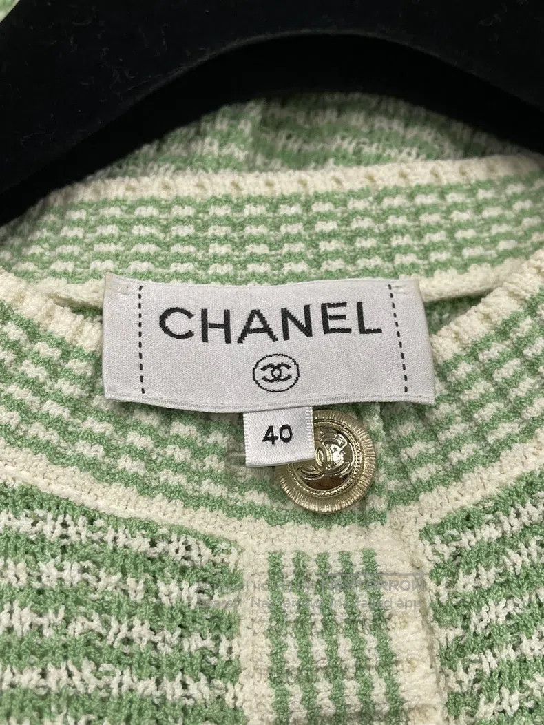 Chanel Chanel Avocado green knitted cardigan coat Size S / US 4 / IT 40 - 4 Thumbnail