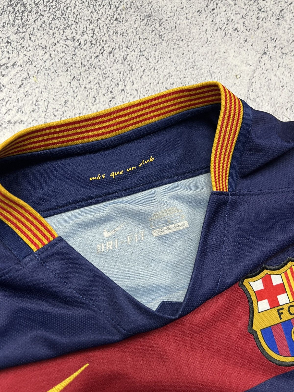 Nike Nike Barcelona 2015 Soccer Jersey Blockcore Shirt Football Size US S / EU 44-46 / 1 - 11 Thumbnail