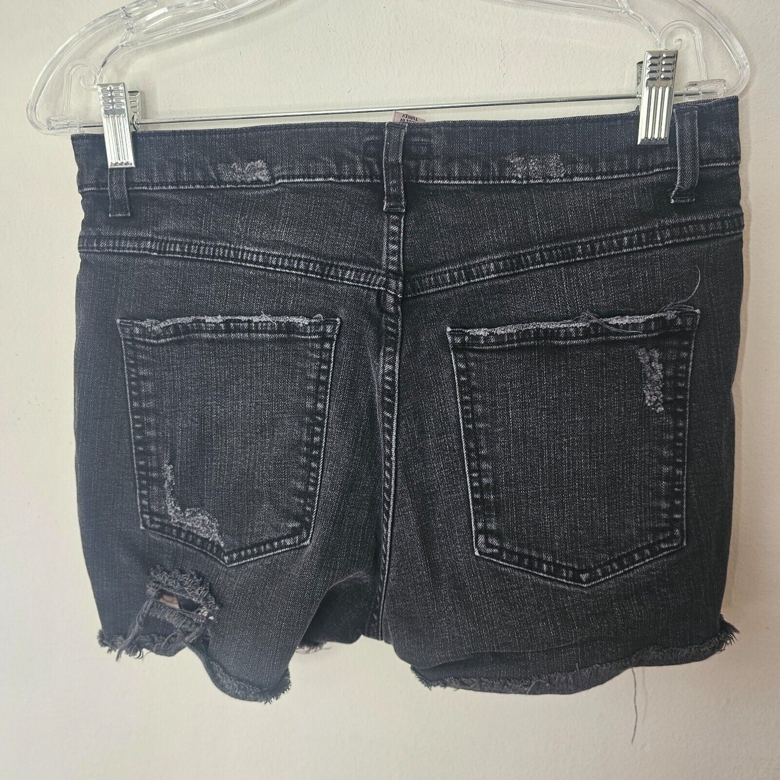 H&M H&M Gray Distressed Cut Off Raw Hem High Waist Jean Short 10 Size 32" / US 10 / IT 46 - 2 Thumbnail
