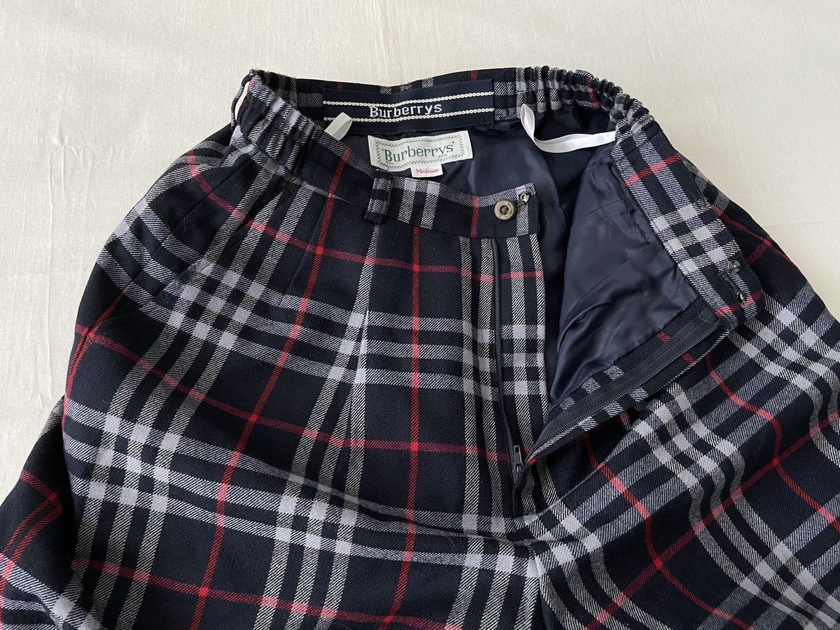 Burberry Vintage Burberrys Wool Nova Check Skirt Size 26" / US 2 / IT 38 - 3 Thumbnail