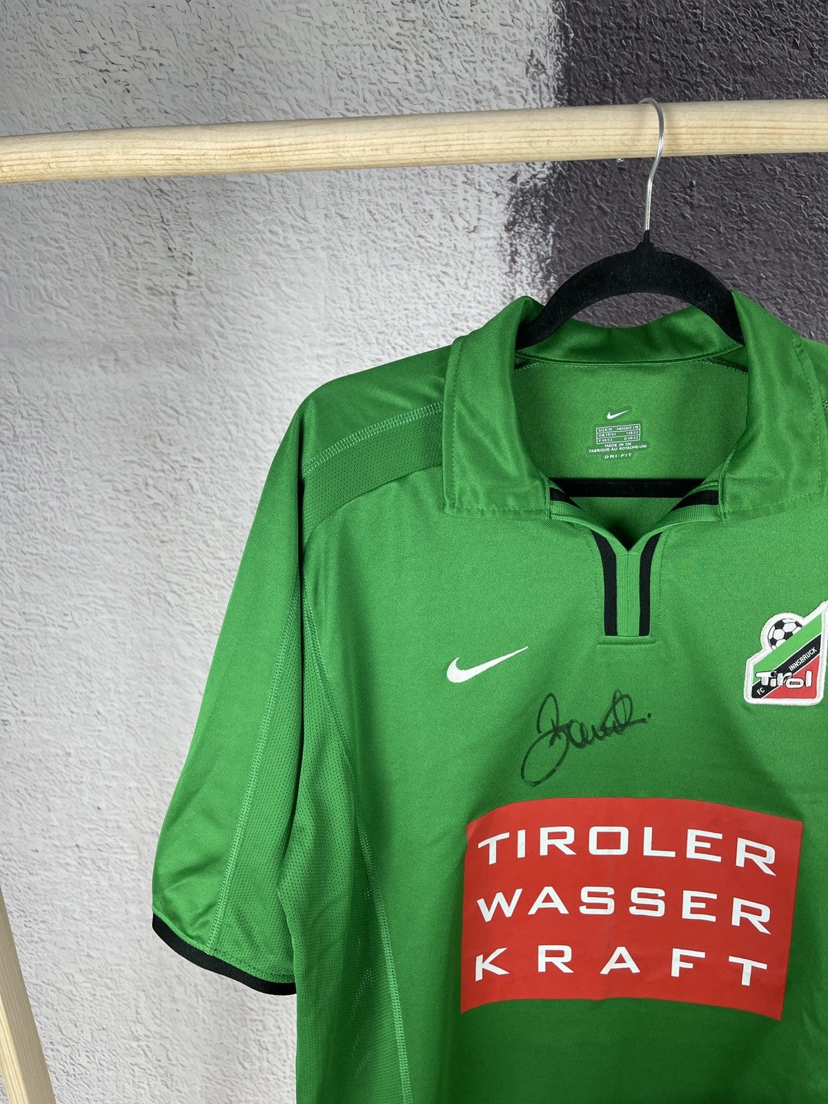 Nike Nike Tirol 2000 2002 home jersey Michael Baur signed Size US M / EU 48-50 / 2 - 3 Thumbnail