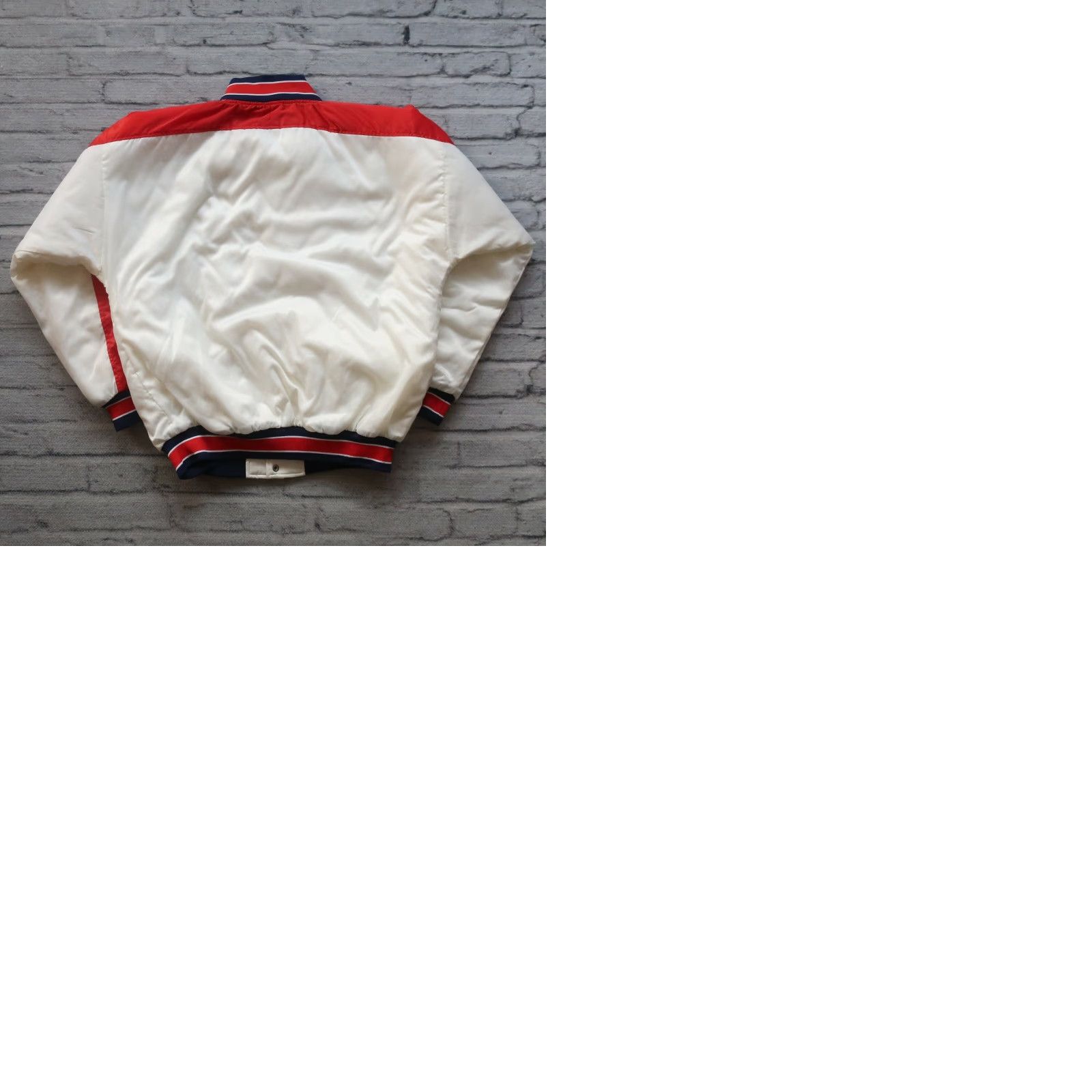 Adidas Vintage Adidas Big Logo Satin Jacket Men Large White Red 80s Varsity Brand Logo 80s Size US L / EU 52-54 / 3 - 9 Thumbnail