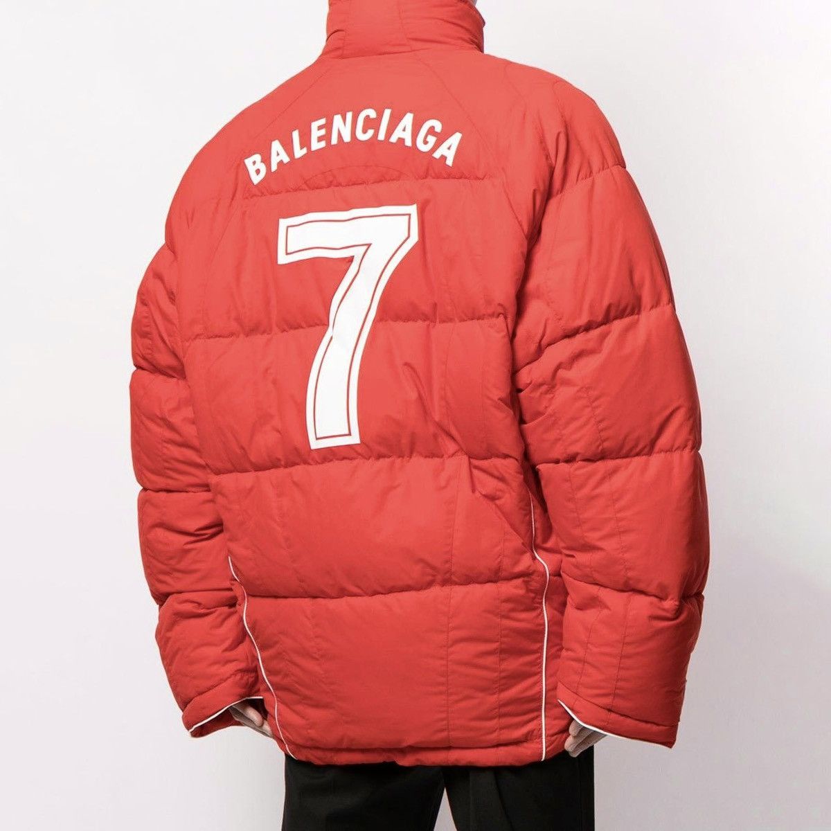 Balenciaga Balenciaga Soccer Oversized Puffer Jacket Size US L / EU 52-54 / 3 - 3 Thumbnail