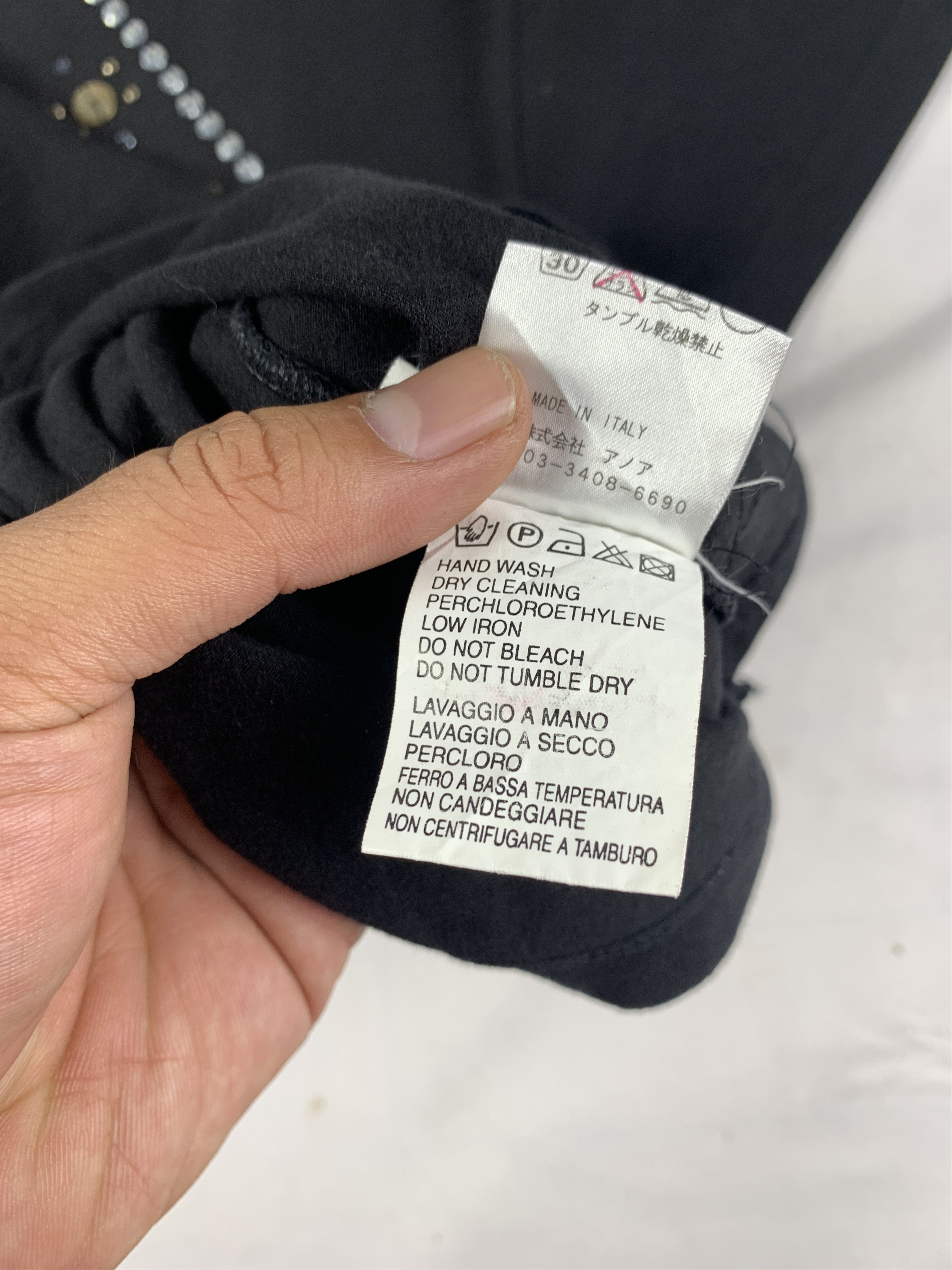 Japanese Brand Qubha Black Beady Fitted Tee (L) Size L / US 10 / IT 46 - 9 Thumbnail
