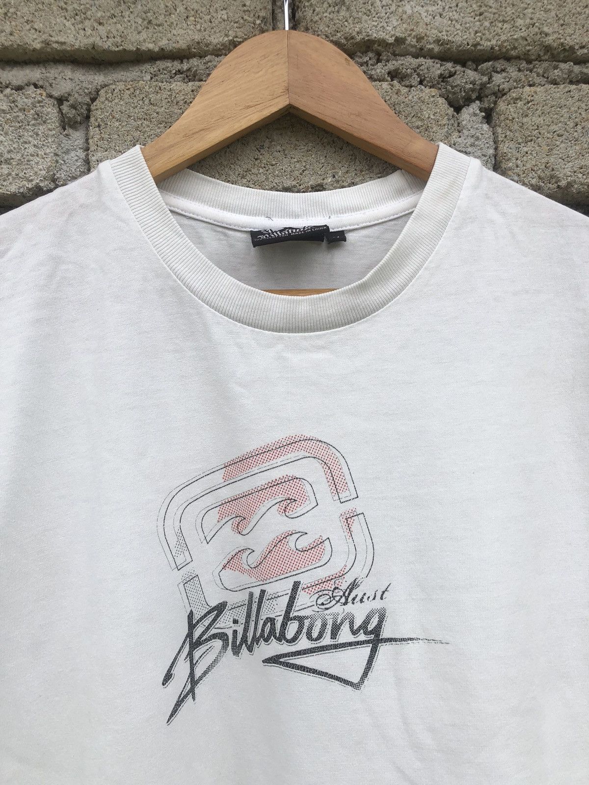 Billabong Vintage RARE Y2K Billabong Big Logo Tee Size US L / EU 52-54 / 3 - 5 Thumbnail