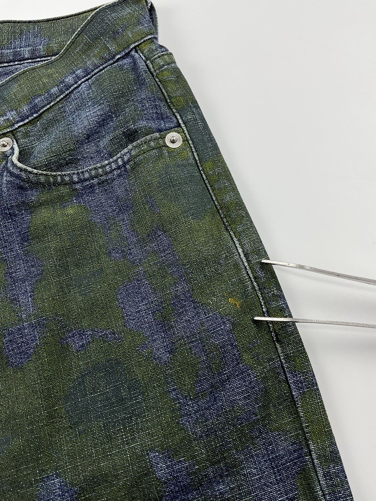 Walter Van Beirendonck Walter Van Beirendonck Hand Painted Moss Jeans Size US 28 / EU 44 - 11 Thumbnail