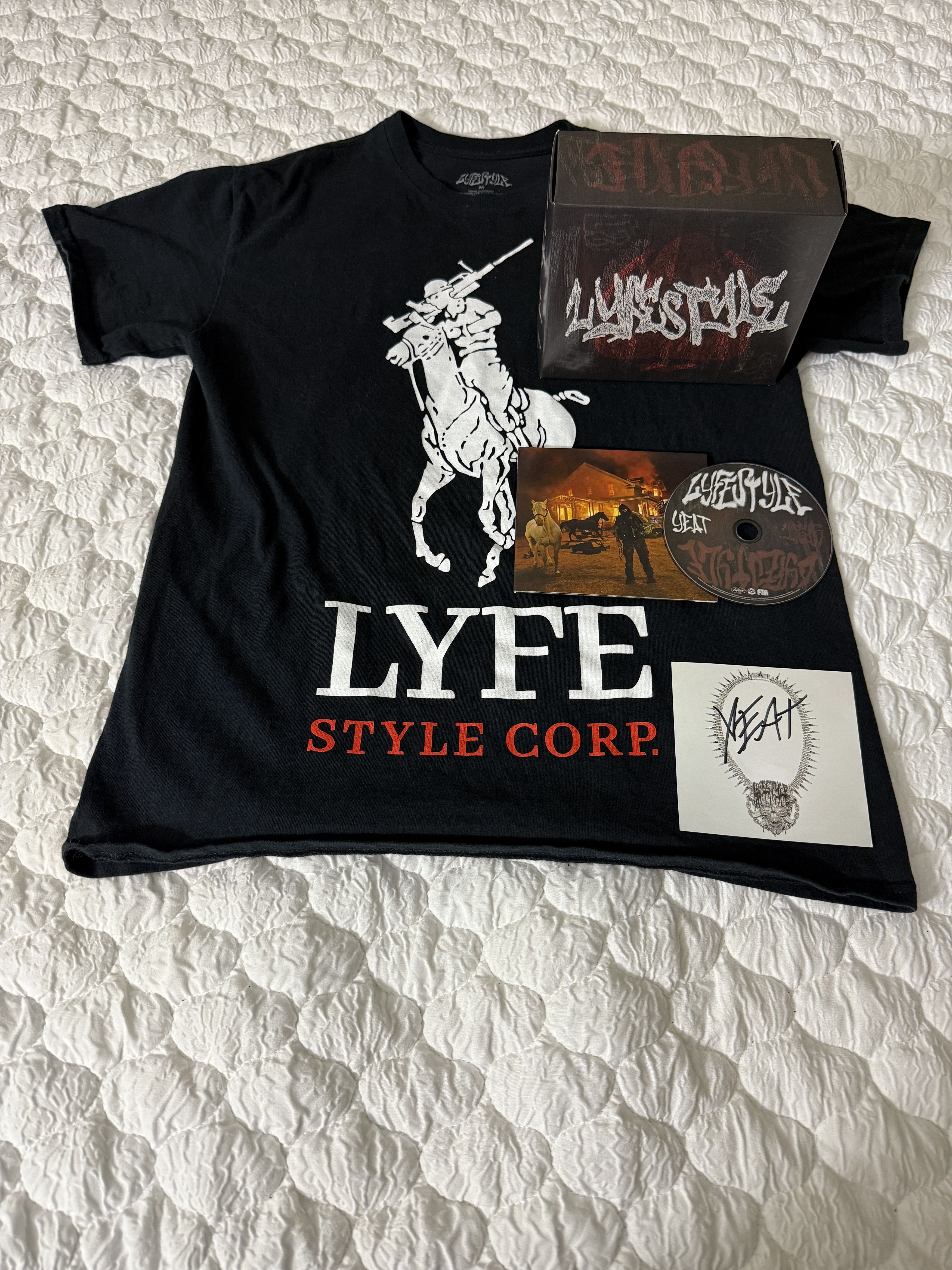Yeat Yeat Lyfestyle Polo Signed Boxset Size US M / EU 48-50 / 2 - 4 Thumbnail