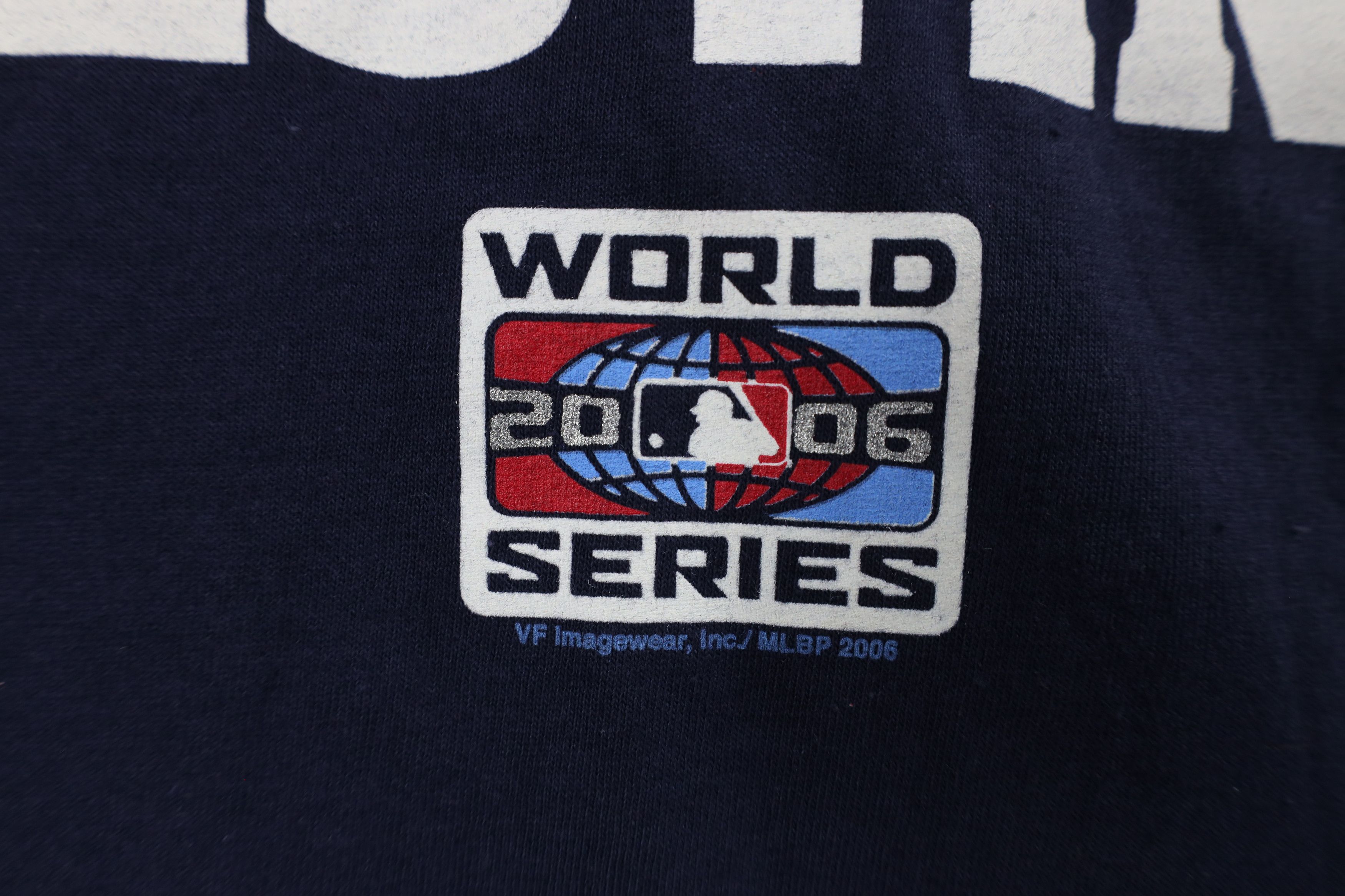 Vintage New Series Jim Leyland Autographed Detroit Tigers T-Shirt Size US M / EU 48-50 / 2 - 5 Thumbnail