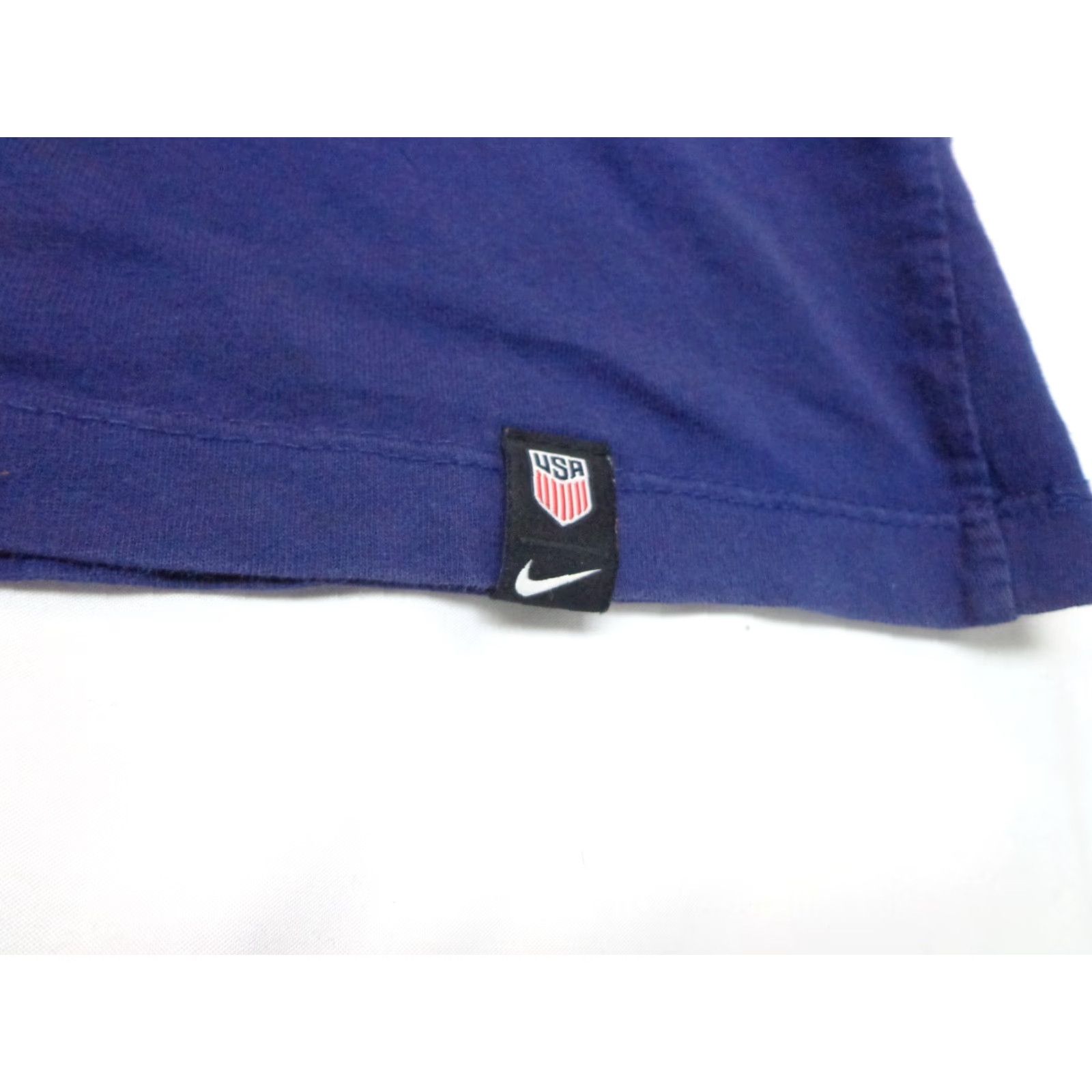 Nike Nike USA Blue Crew Neck Short Sleeve T Shirt Large Men Sports Graphic Vintage: No Flaws Size US L / EU 52-54 / 3 - 5 Thumbnail