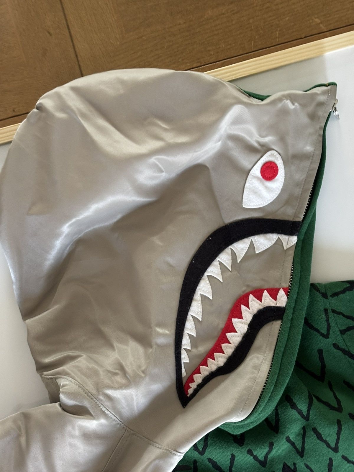 Bape Auth ape bape ambush alligator shark full zip hoodie M used Size US M / EU 48-50 / 2 - 3 Thumbnail