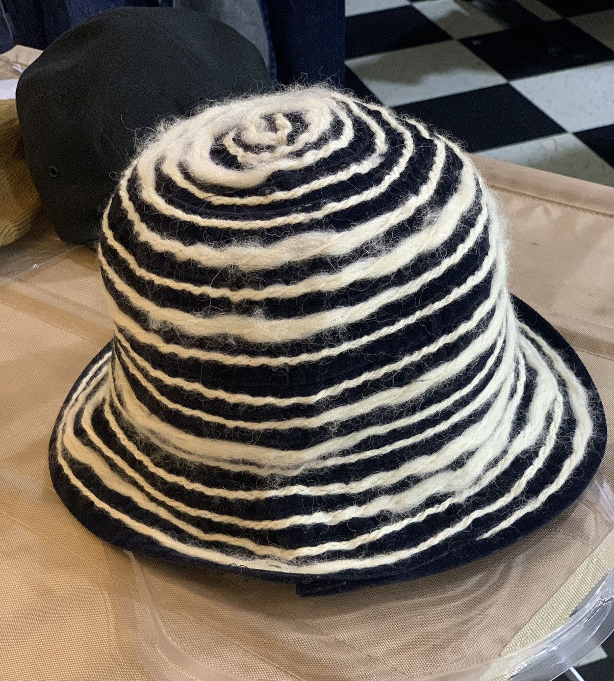 Givenchy Vintage Givenchy Rayon Round Striped Bucket Hat Unisex Size ONE SIZE - 1 Thumbnail