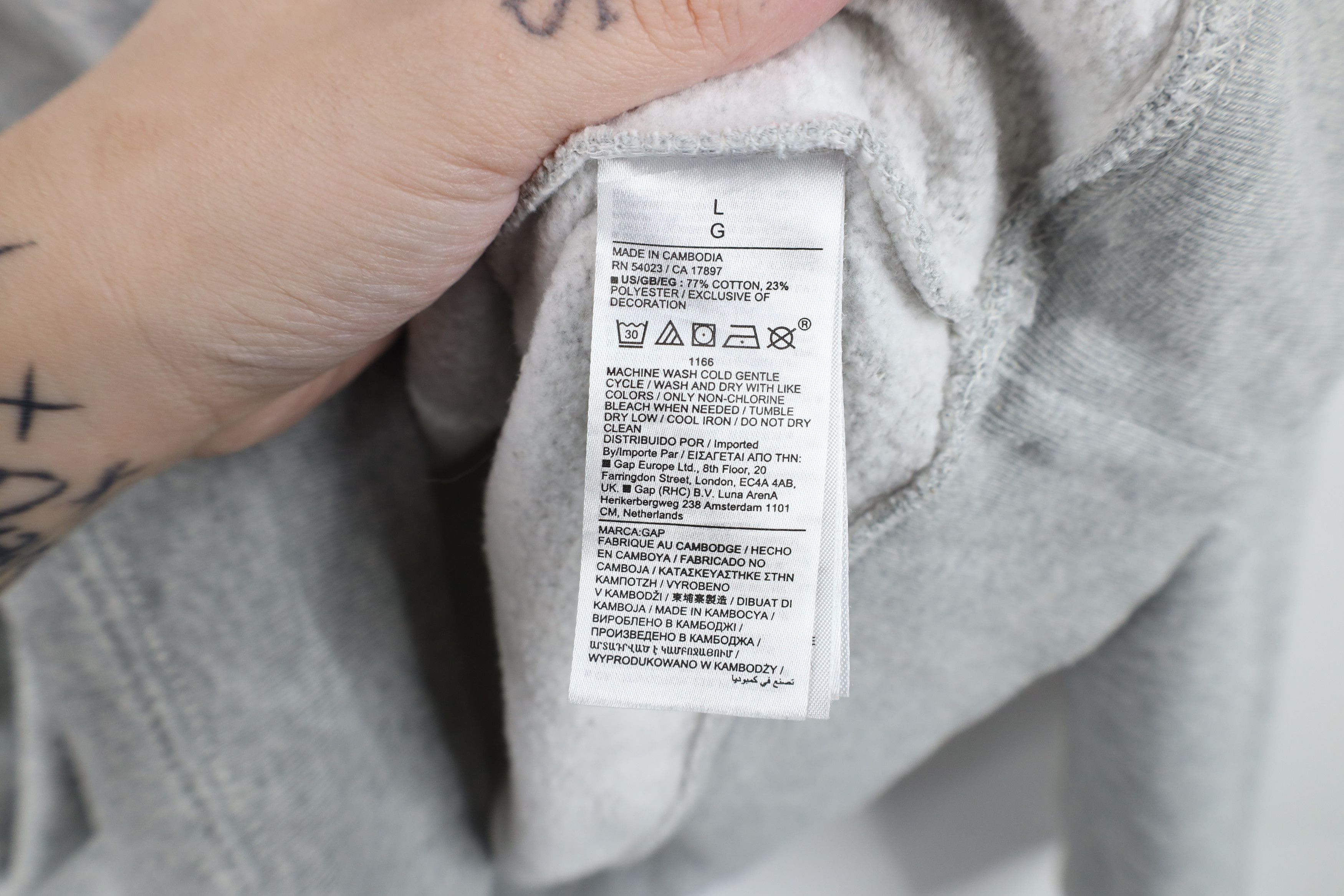 Gap Vintage Y2K Gap Spell Out Hoodie Sweatshirt Heather Gray Size US L / EU 52-54 / 3 - 8 Thumbnail