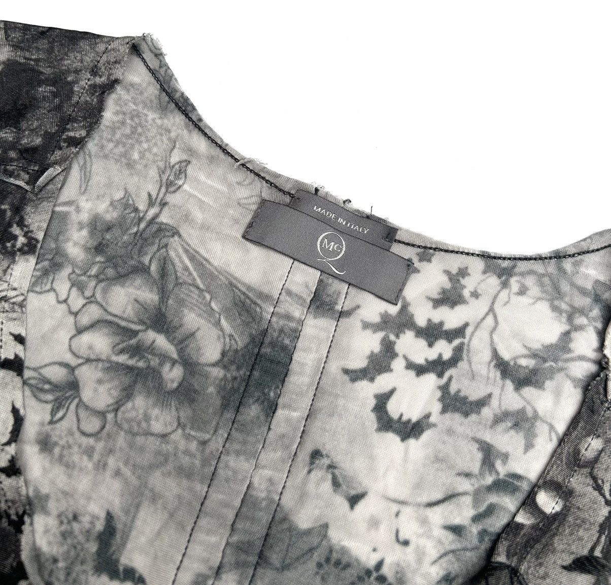 McQ Alexander McQueen Alexander McQueen McQ Bat All Over Print T-Shirt Viscose Size XS / US 0-2 / IT 36-38 - 7 Thumbnail