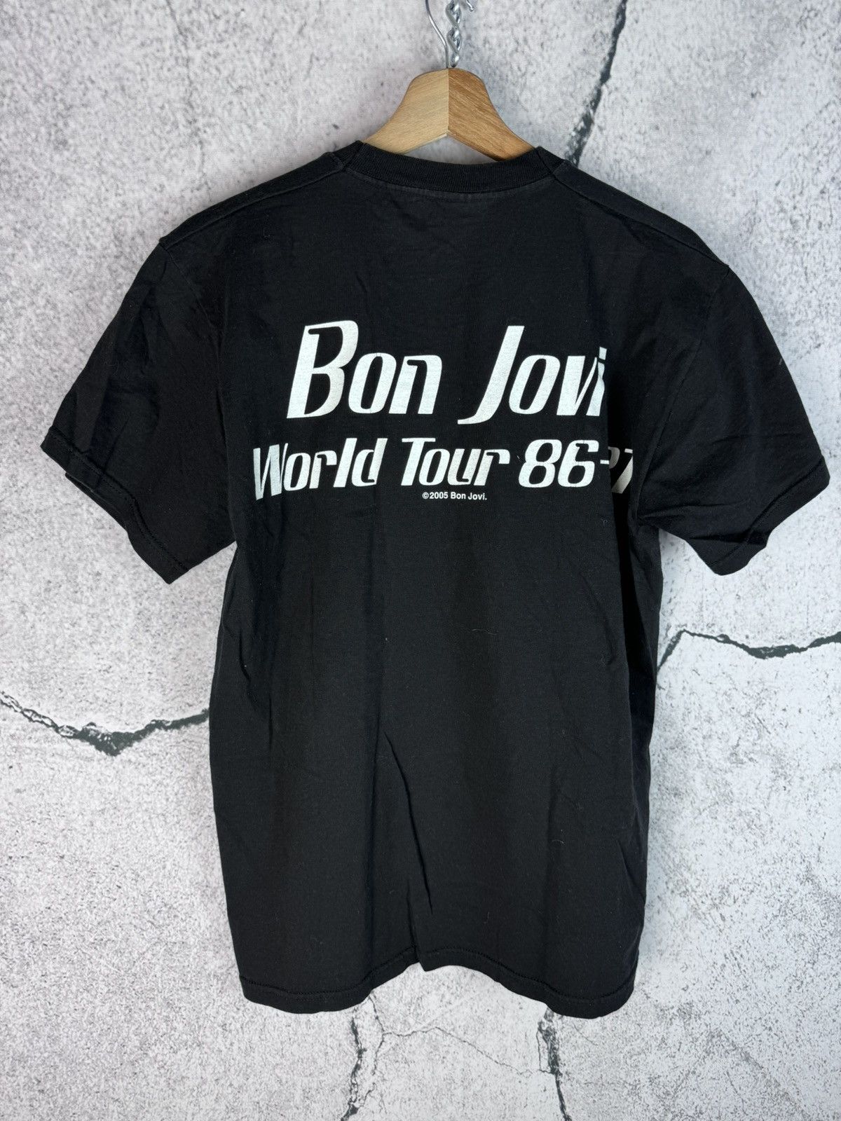 Band Tees Vintage 2005 Bon Jovi Tour 86-87 Band T-Shirt Size US M / EU 48-50 / 2 - 2 Thumbnail