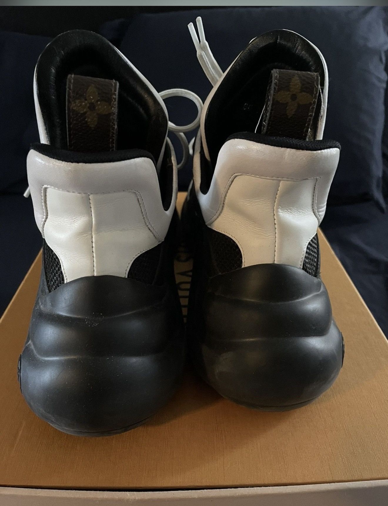 Louis Vuitton Louis Vuitton HighTop Sneakers Size US 8.5 / EU 41-42 - 2 Thumbnail