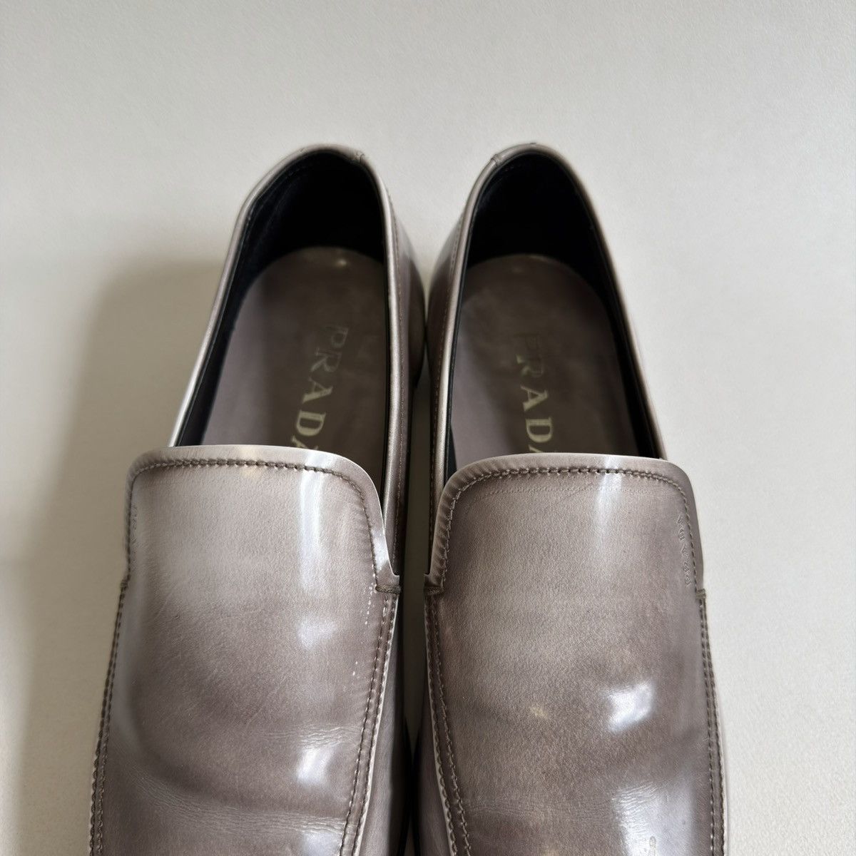 Prada Burnished Gray Leather Square Toe Loafers Size US 8.5 / EU 41-42 - 7 Thumbnail