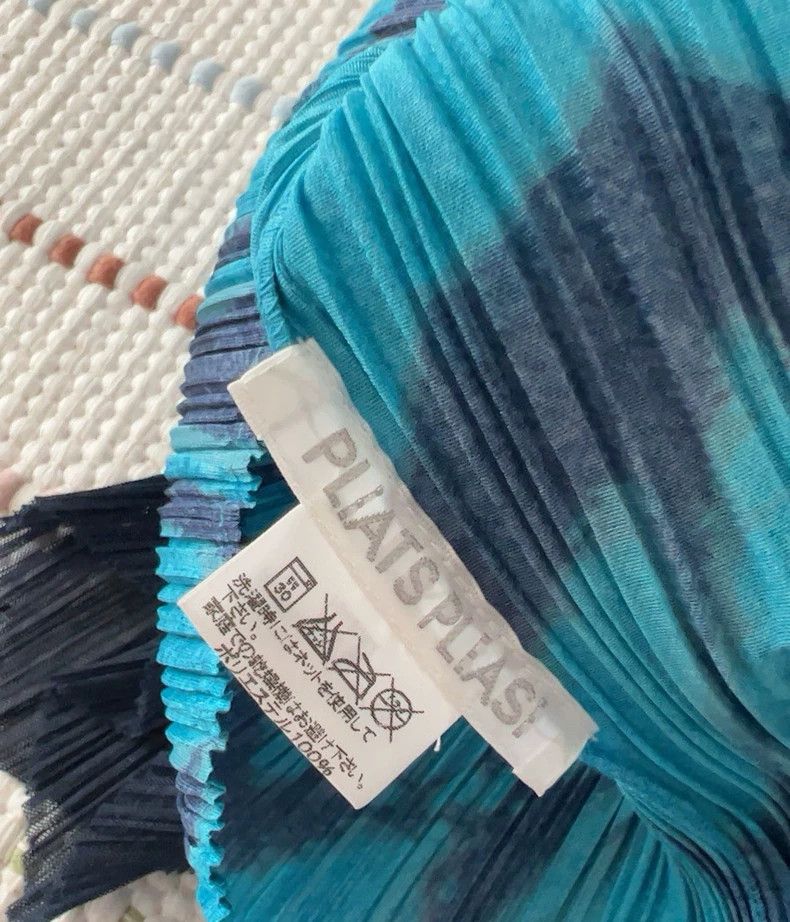 Issey Miyake Issey Miyake size:3 Blue and black two-tone pleated short- Size M / US 6-8 / IT 42-44 - 4 Thumbnail